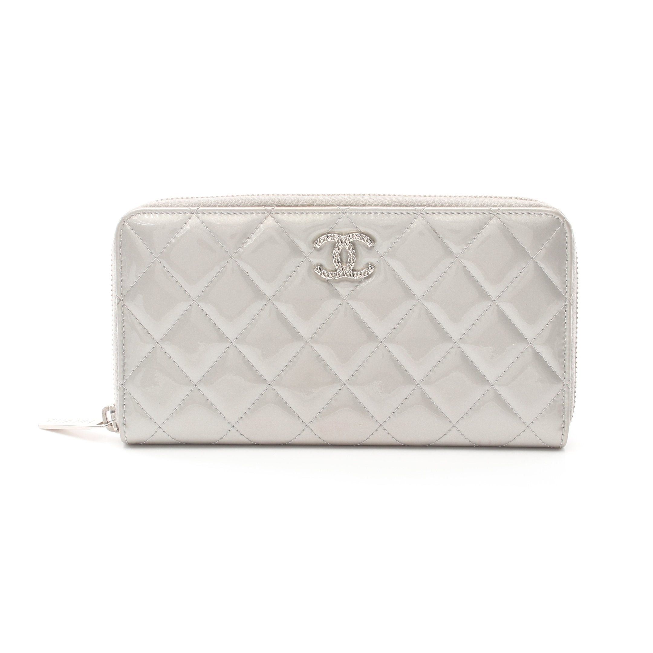Chanel Chanel Matelasse Brilliant Round Zipper Long Wallet Patent Leather Light Gray Silver Hardware Size ONE SIZE - 1 Thumbnail