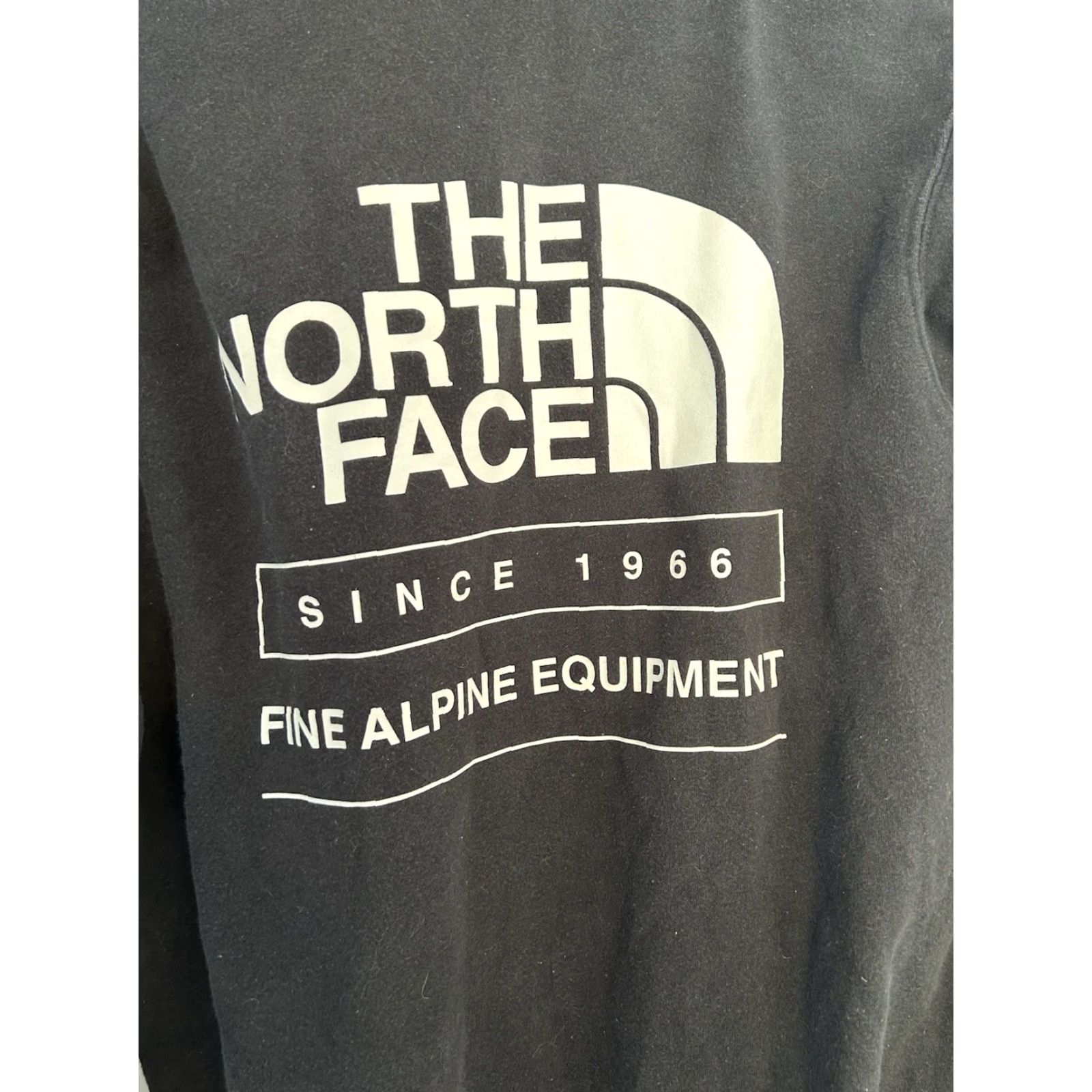 The North Face VINTAGE The North Face Hoodie Men Pullover Long Sleeve Sweatshirt Medium Black Hooded Outdoor 90s Mens Size US M / EU 48-50 / 2 - 3 Thumbnail