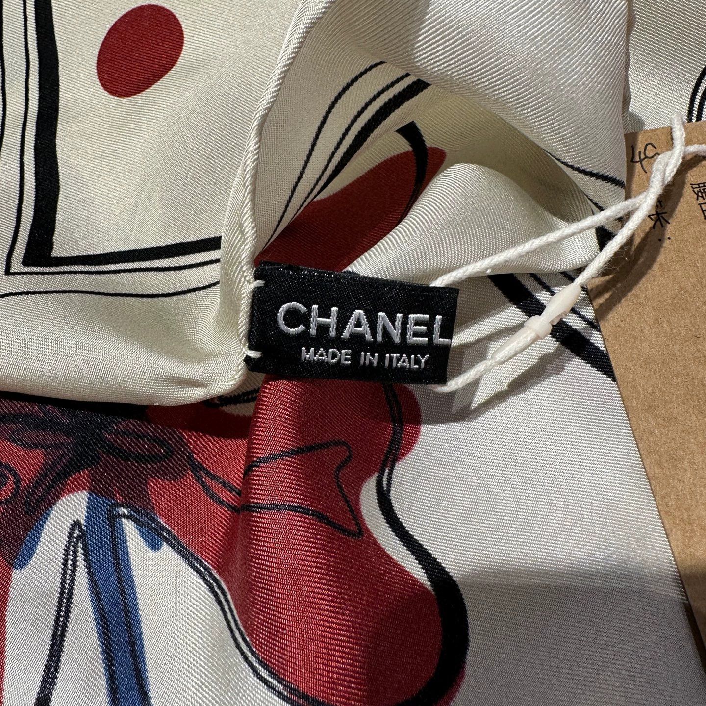 Chanel Chanel apr49 Floral Logo Silk Scarf Size ONE SIZE - 3 Thumbnail