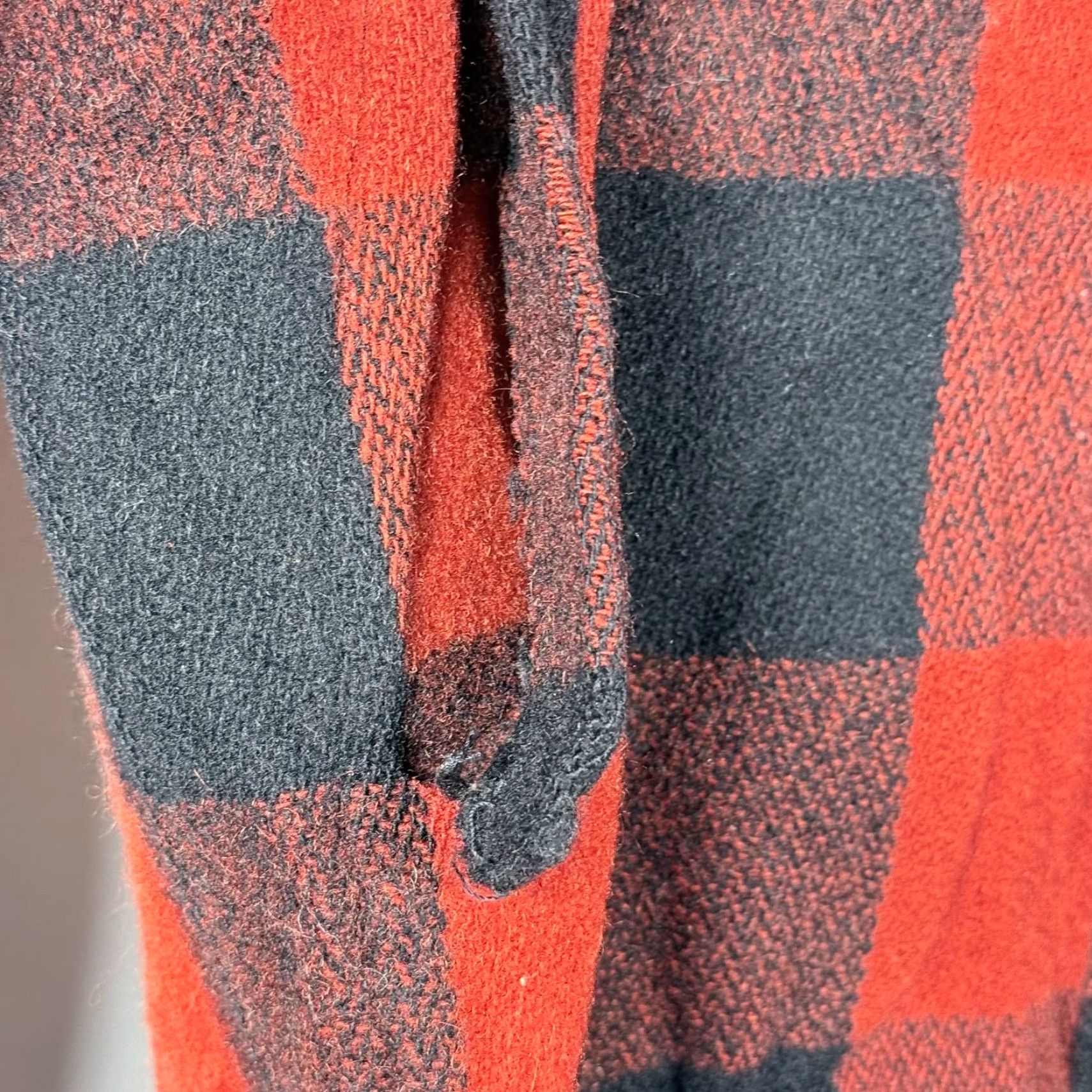 Vintage VTG Woolrich Bomber Jacket Red/Black Buffalo-Checked Full Zip Size 40 Men Woolrich Jacket Buffalo-Check Casual Style Unisex? Size US XXS / EU 40 - 2 Thumbnail