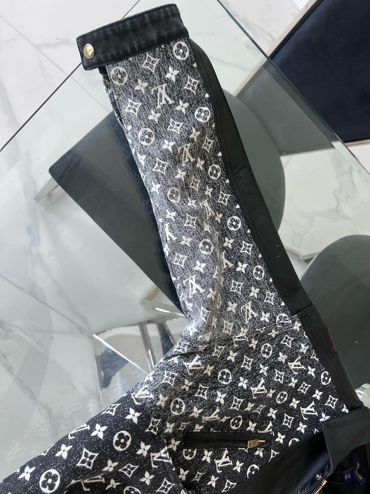 Louis Vuitton Louis Vuitton | Short Monogram Casual Style Denim Size S / US 4 / IT 40 - 8 Thumbnail