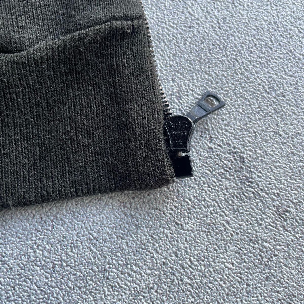 A.P.C. APC Rue De Fleurus Paris High Neck Zipper Sweater Size US M / EU 48-50 / 2 - 7 Thumbnail