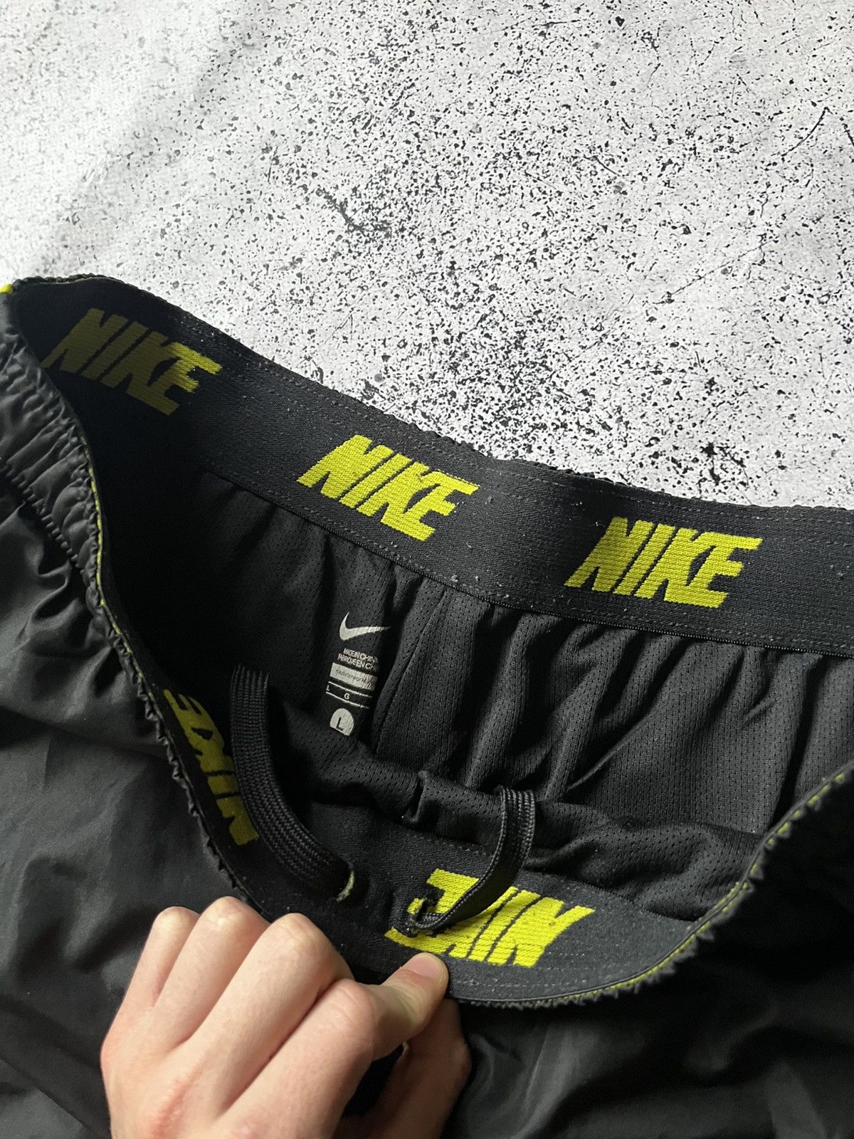 Nike Vintage Nike Nylon Drill Track Pants Mini Swoosh Y2K USA Size US 34 / EU 50 - 7 Thumbnail