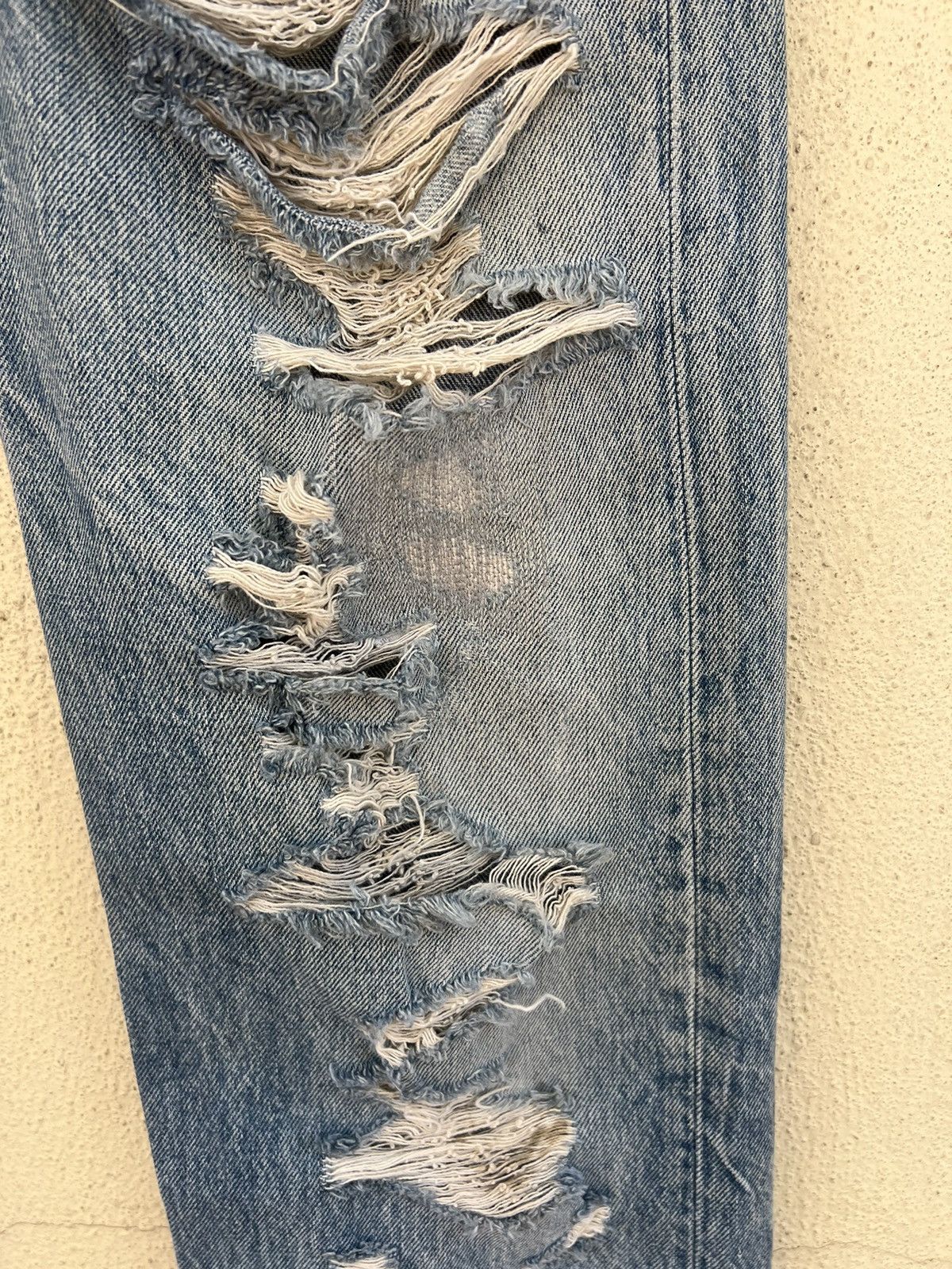 Levi's Vintage Levi's 501 Jeans Ripped Distressed Patchwork Denim Size US 33 - 12 Thumbnail