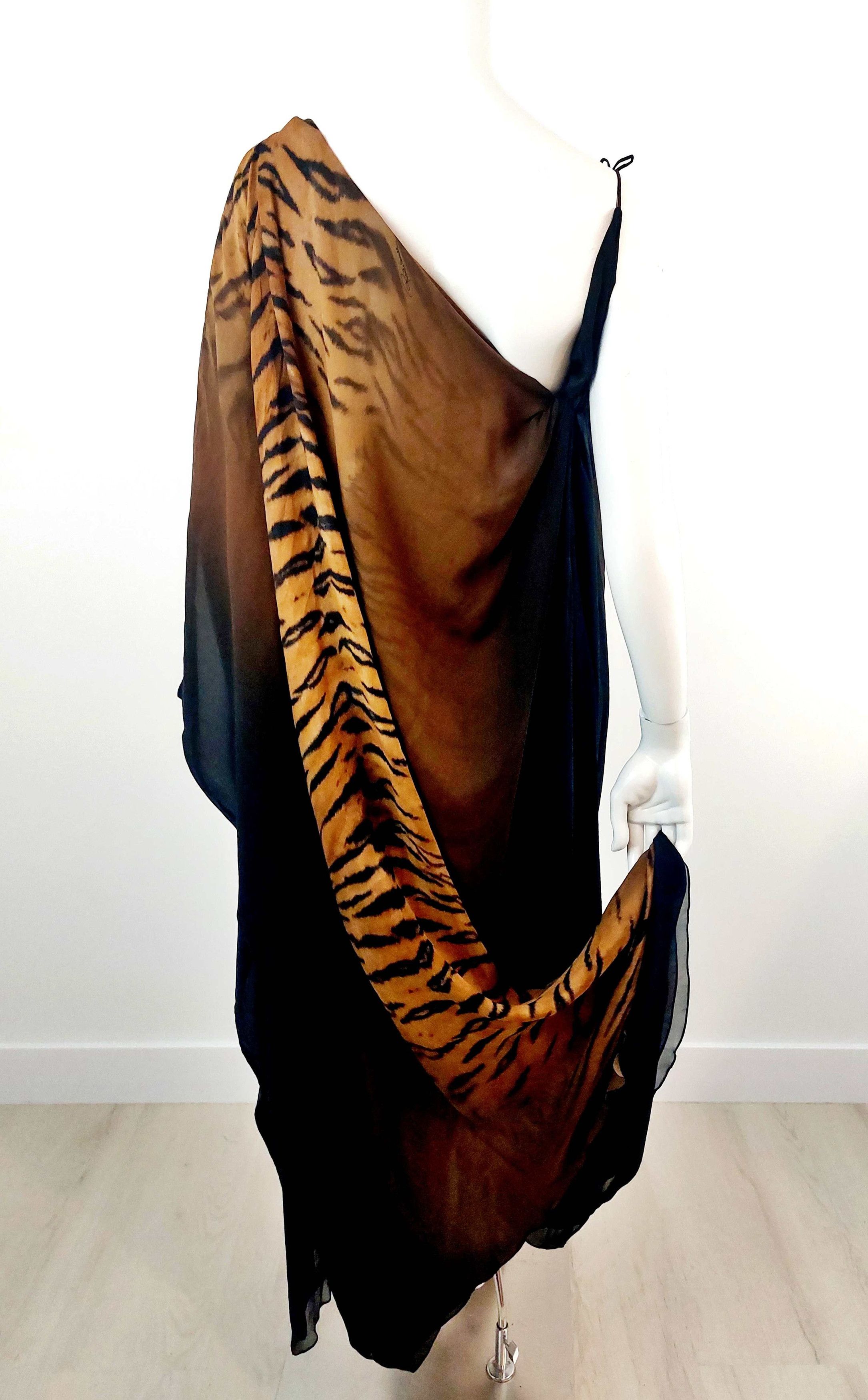 Roberto Cavalli Roberto Cavalli FW2000 Tiger Silk Maxi Dress Evening Gown Size S / US 4 / IT 40 - 8 Thumbnail
