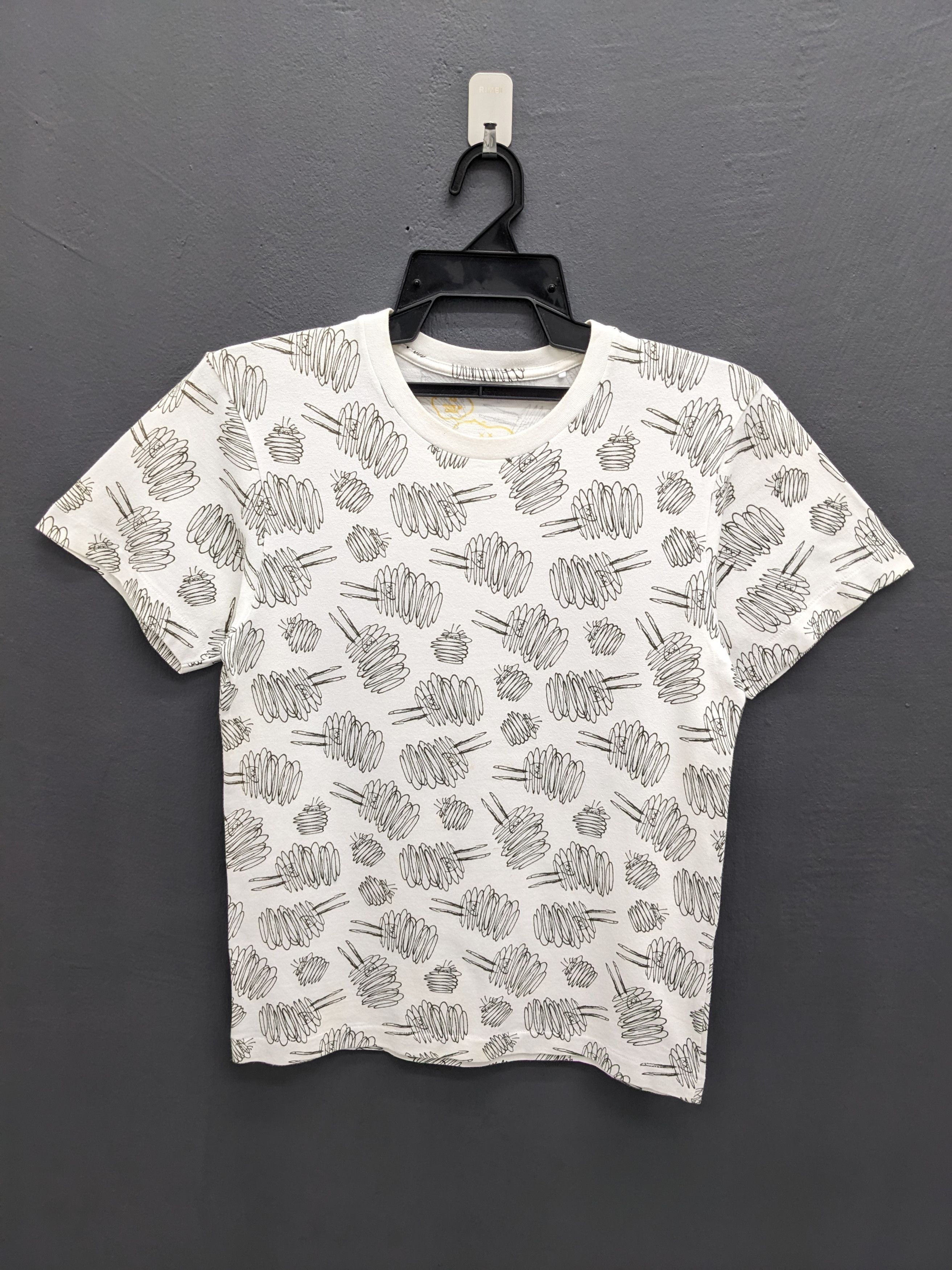 Kaws × Peanuts JAPANESE BRAND X KAWS TSHIRT Size US XS / EU 42 / 0 - 2 Thumbnail