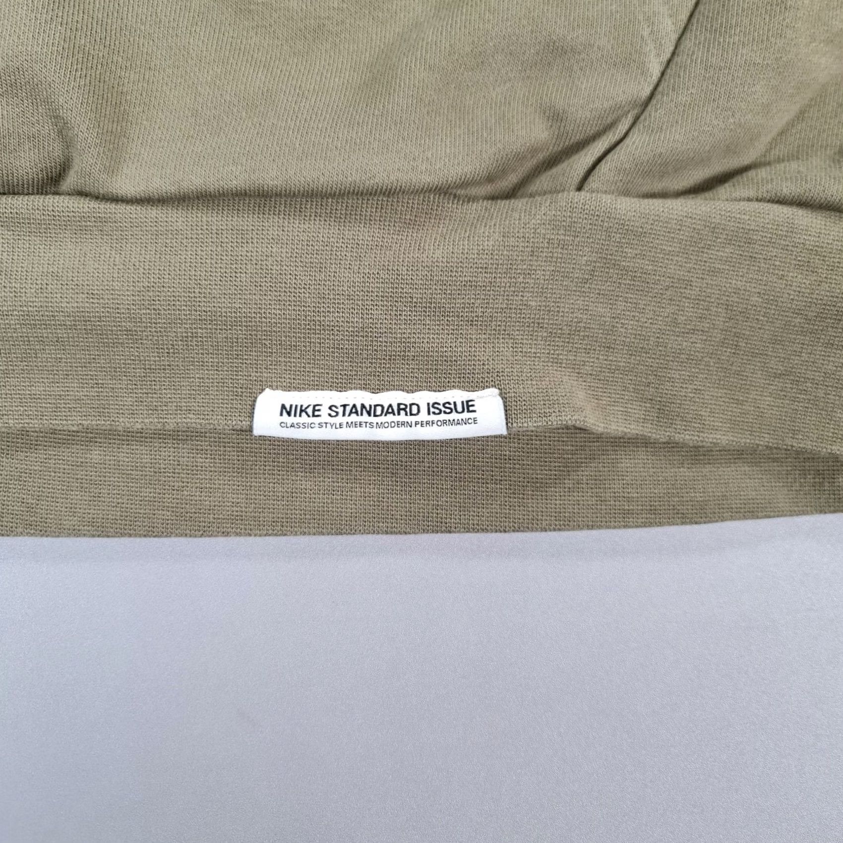 Nike Nike Mens Hoodie Pullover XL Green Cotton Dri-Fit Logo Pockets Kangaroo Size XL Men} Size US XL / EU 56 / 4 - 6 Thumbnail