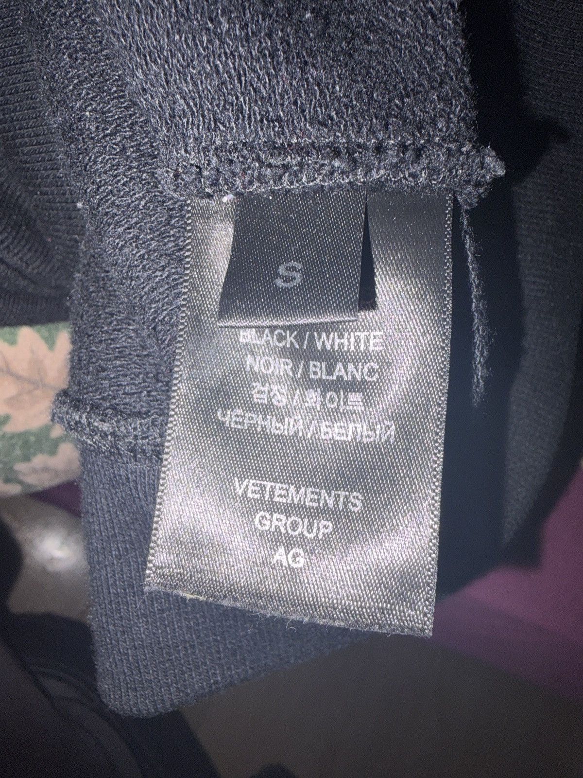 Vetements Vetements “Translation” Hoodie - Black Small Size US S / EU 44-46 / 1 - 6 Thumbnail