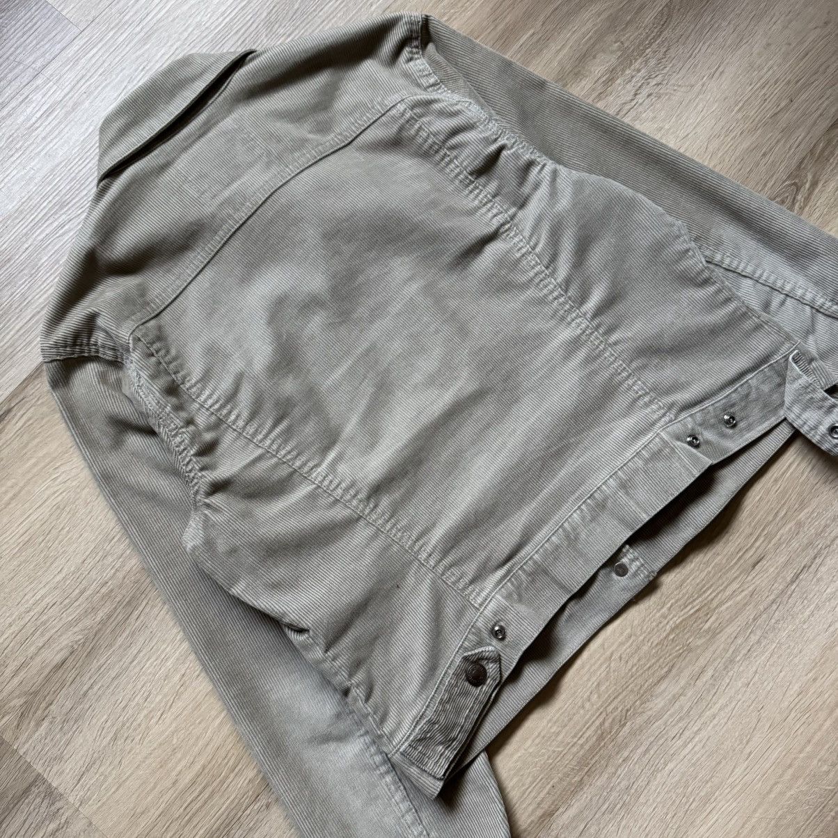 Vintage Levi’s Corduroy Trucker Jacket Size US M / EU 48-50 / 2 - 7 Thumbnail