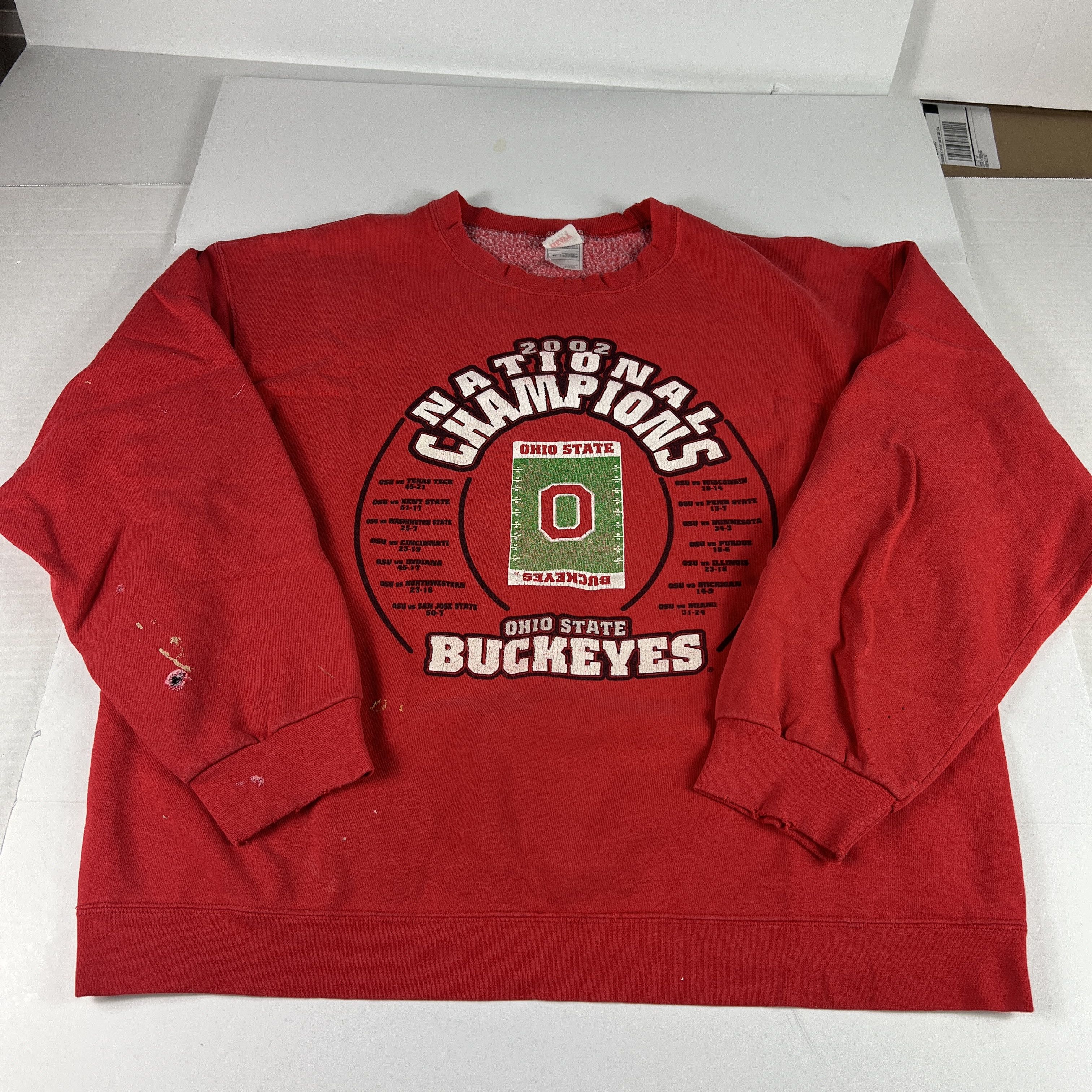 Fruit Of The Loom × NCAA × Vintage Y2K Ohio State Buckeyes Sweatshirt Red Thrashed Crewneck Size US XL / EU 56 / 4 - 1 Thumbnail