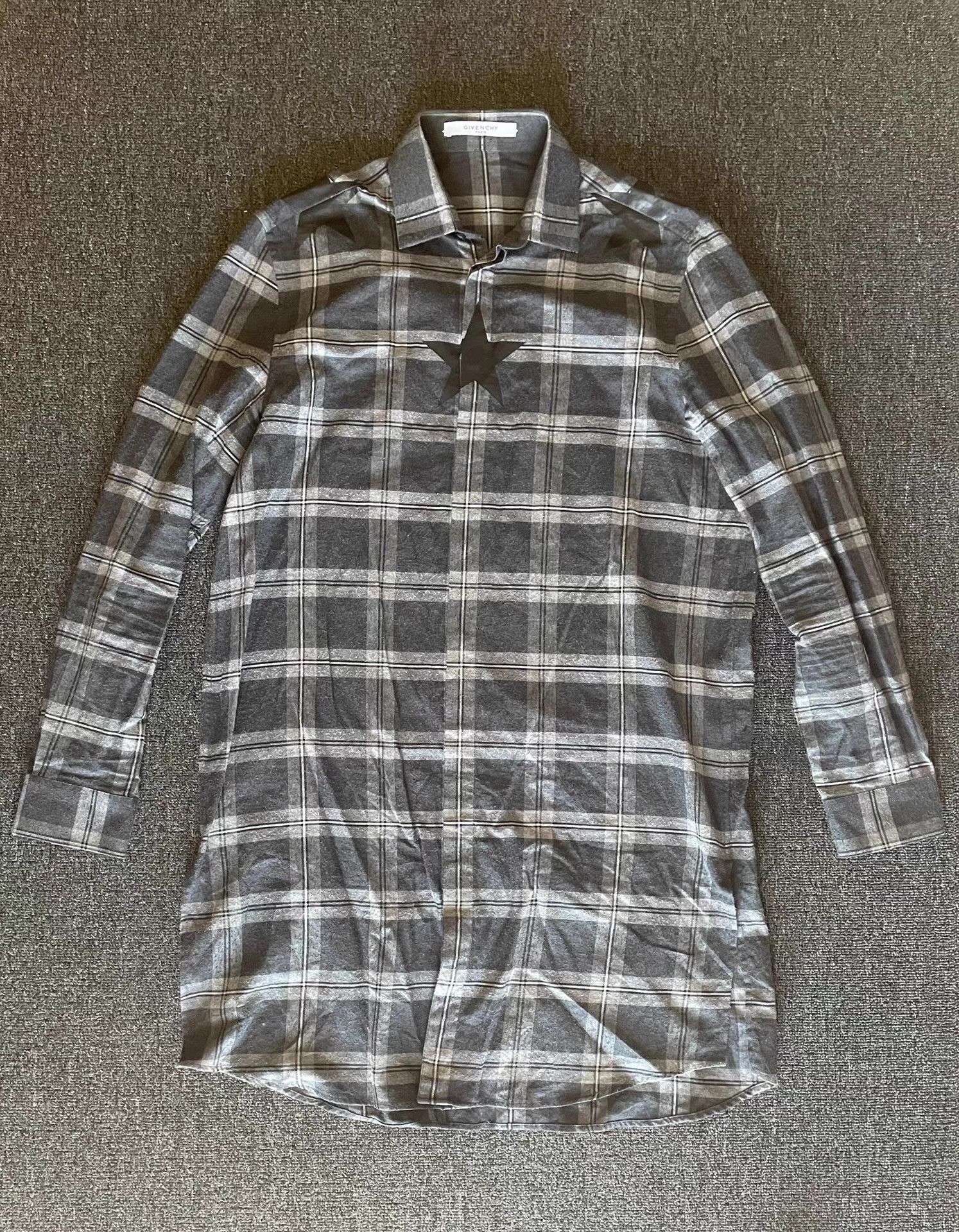 Givenchy Givenchy Grey Plaid Long Shirt Q4 Size US M / EU 48-50 / 2 - 1 Thumbnail
