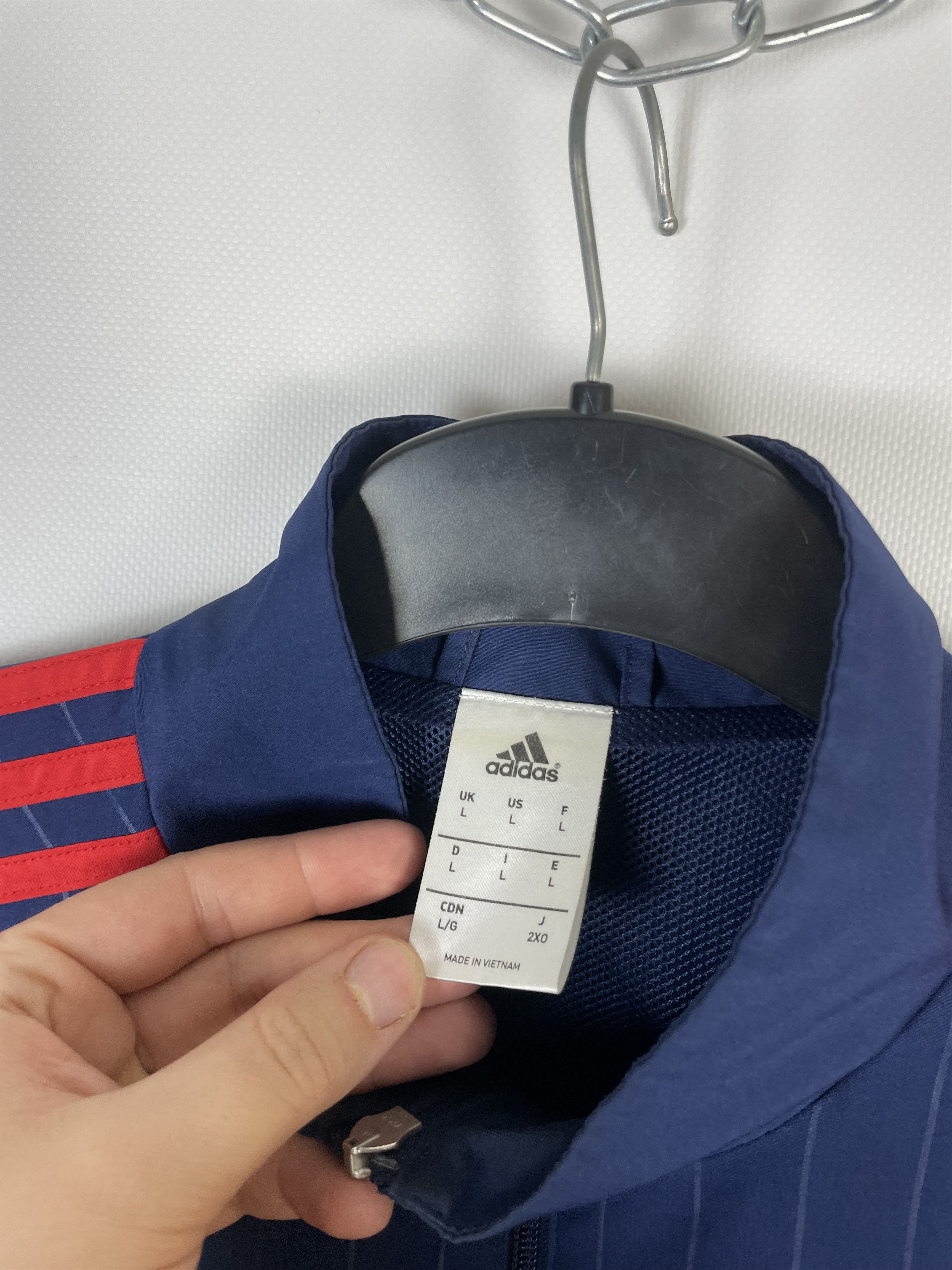 Adidas Adidas Manchester United Ttack Jacket Size US L / EU 52-54 / 3 - 5 Thumbnail