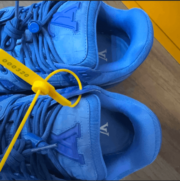 Louis Vuitton Louis Vuitton low-top sneakers Size US 7 / EU 40 - 7 Thumbnail
