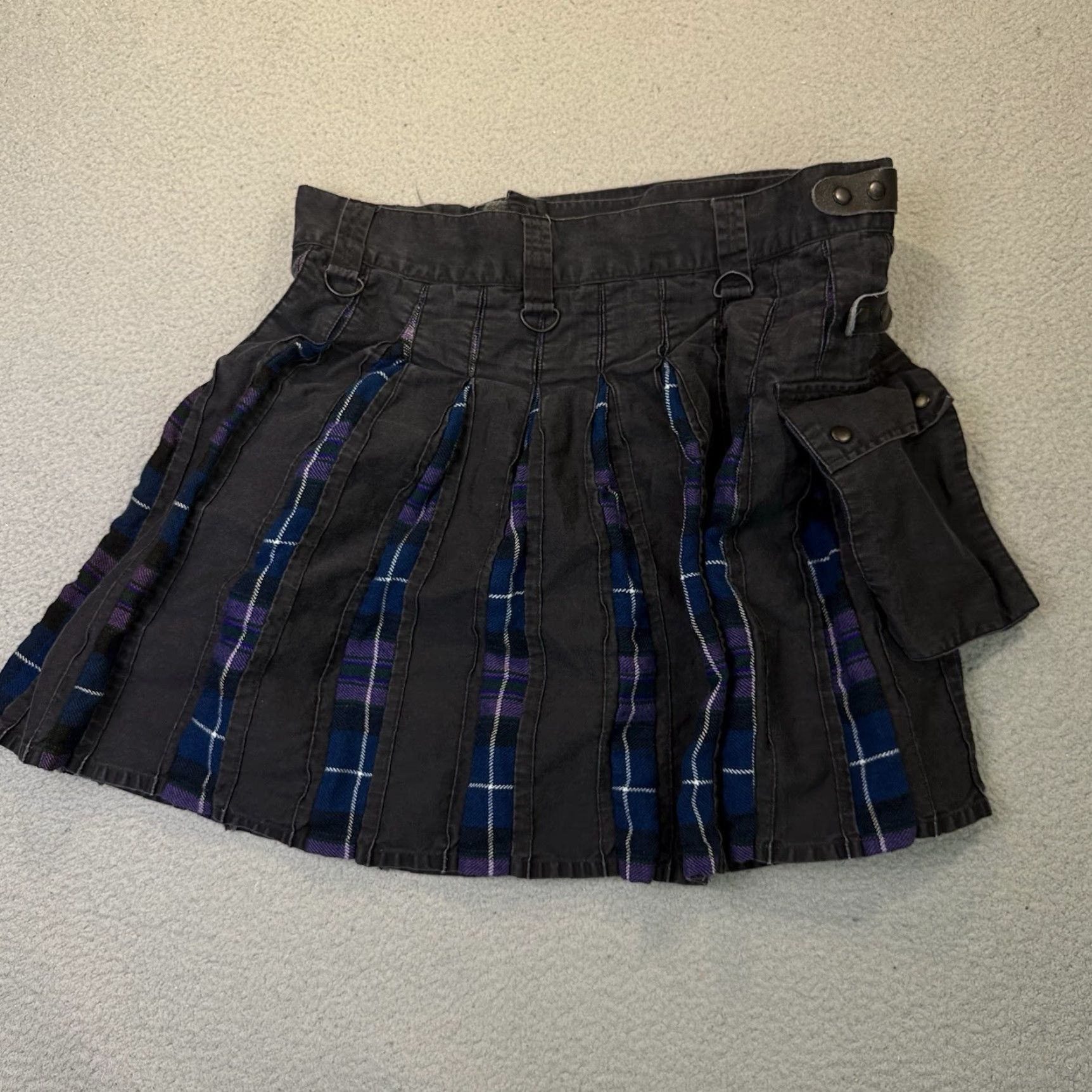 Vintage UFS Kilt Mens 46 Black Blue Purple Tartan Gothic Cotton Pockets Buckle Cargo Workwear Casual Travel Size US 30 / EU 46 - 4 Thumbnail