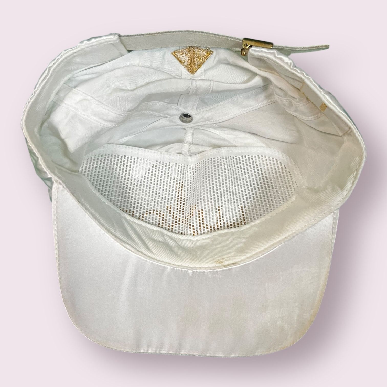 Gildan Vintage 90s Luxor Casino Las Vegas Strapback Hat Shiny White Size ONE SIZE - 5 Thumbnail