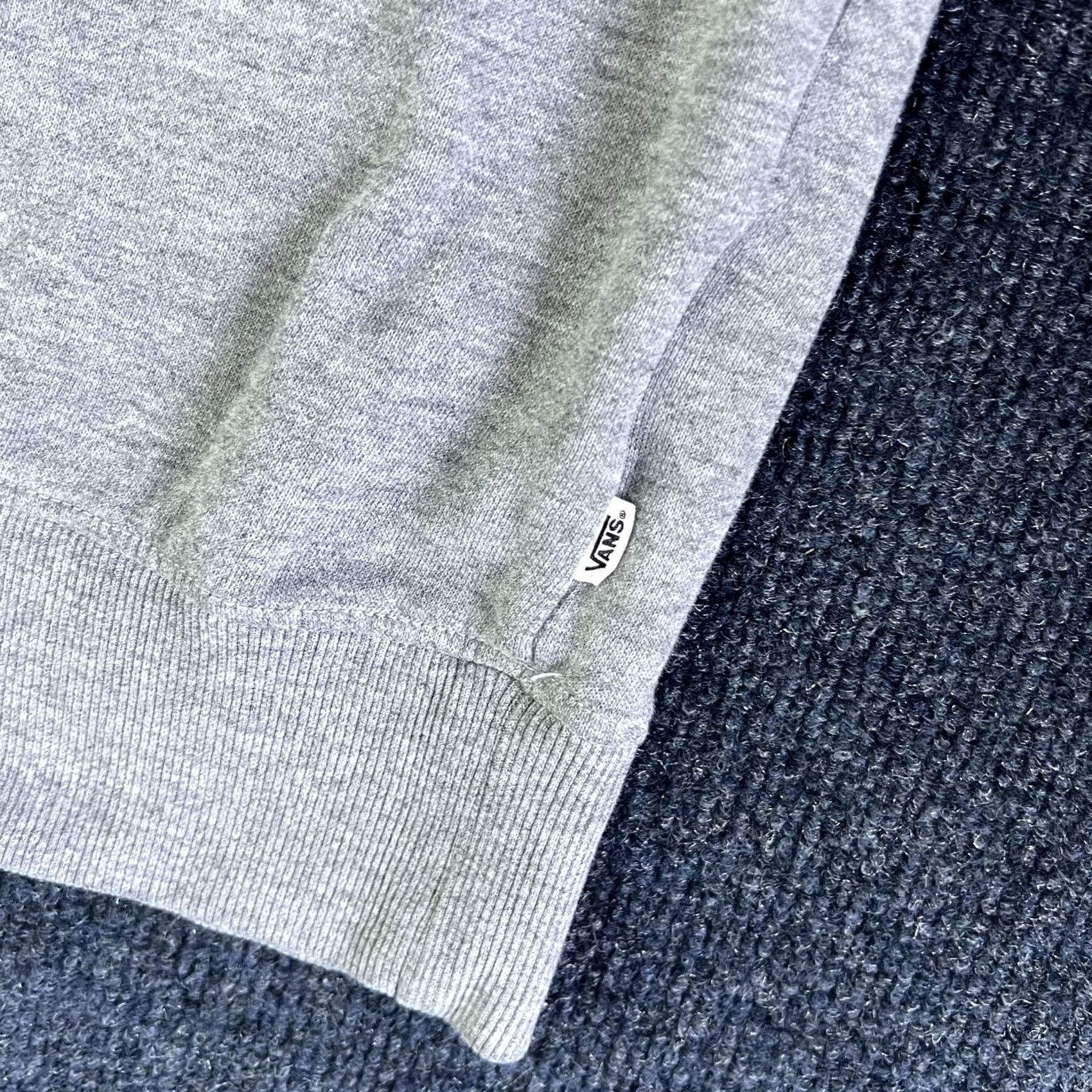 Vans VANS Sweatshirt Mens Medium Gray Off The Wall Logo Fleece Pullover Crewneck Size US M / EU 48-50 / 2 - 4 Thumbnail