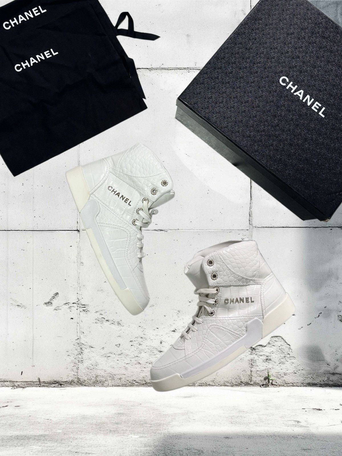 Chanel Chanel Crocodile Calfskin Hightop Sneaker Size US 8.5 / EU 41-42 - 2 Thumbnail