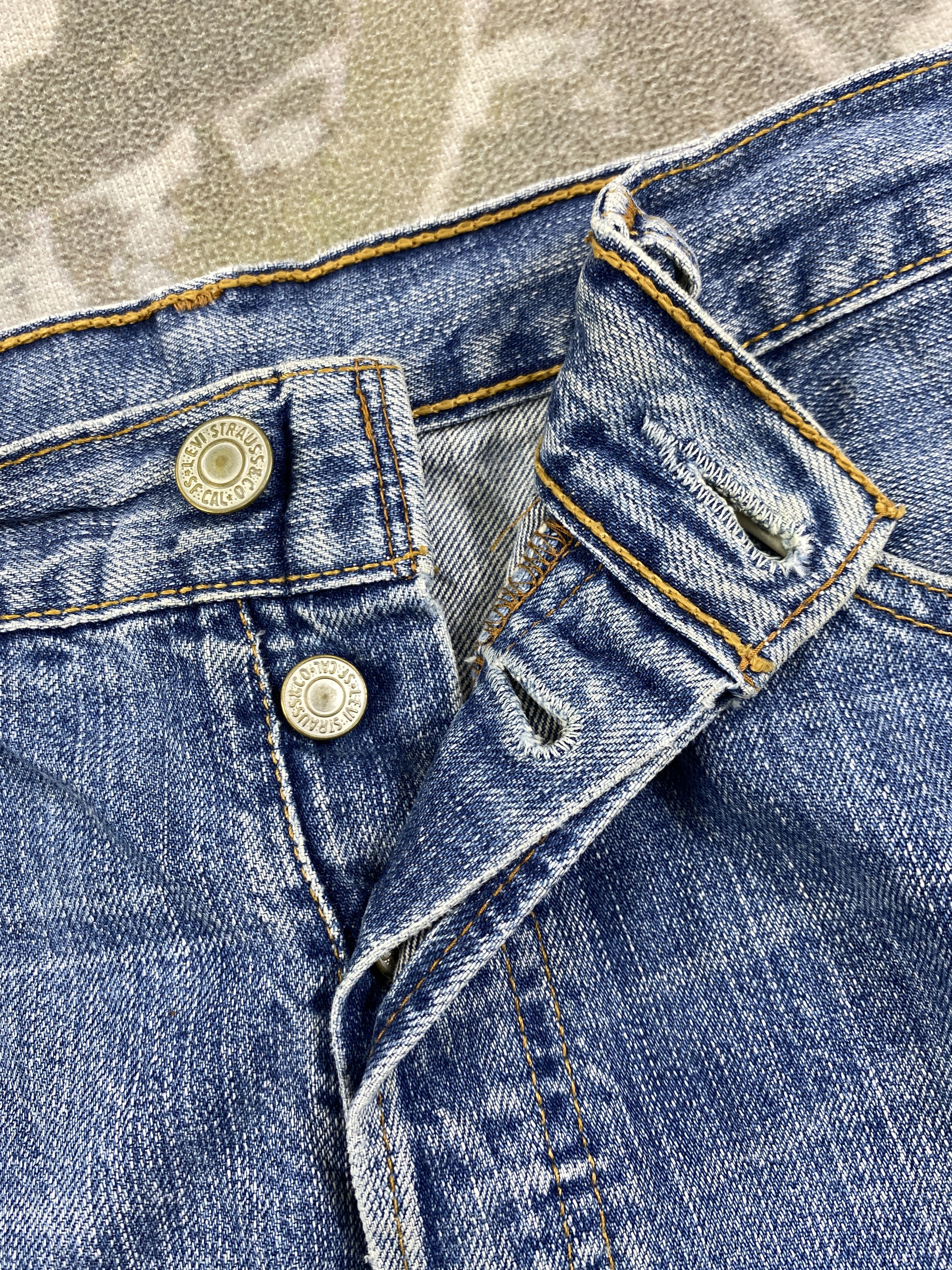 Levi's Vintage Levis 501 hysteric style Jeans 31x14 - JN3036 Size US 31 - 5 Thumbnail