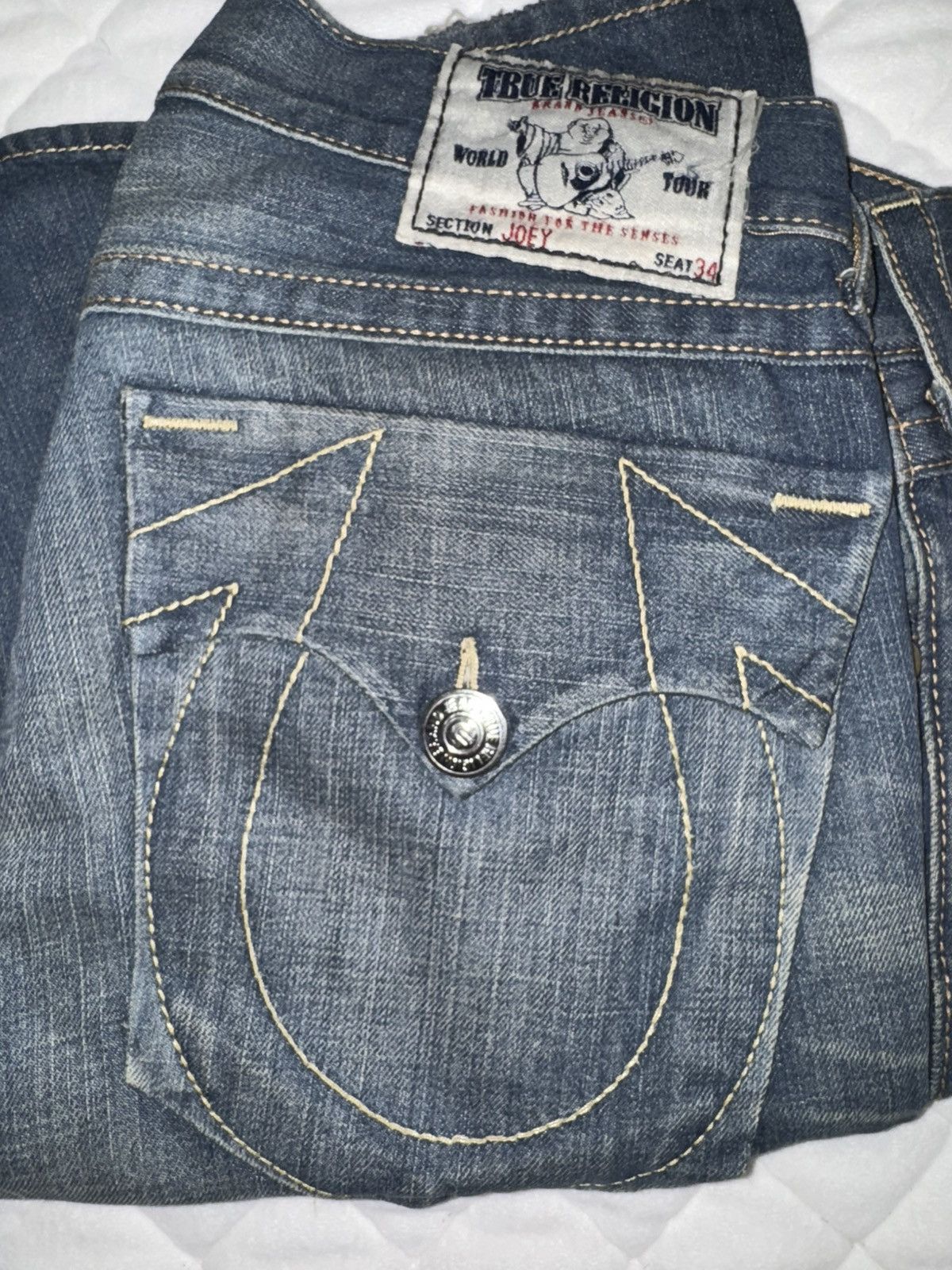 True Religion Double-Stitched True Religions Size US 33 - 6 Thumbnail