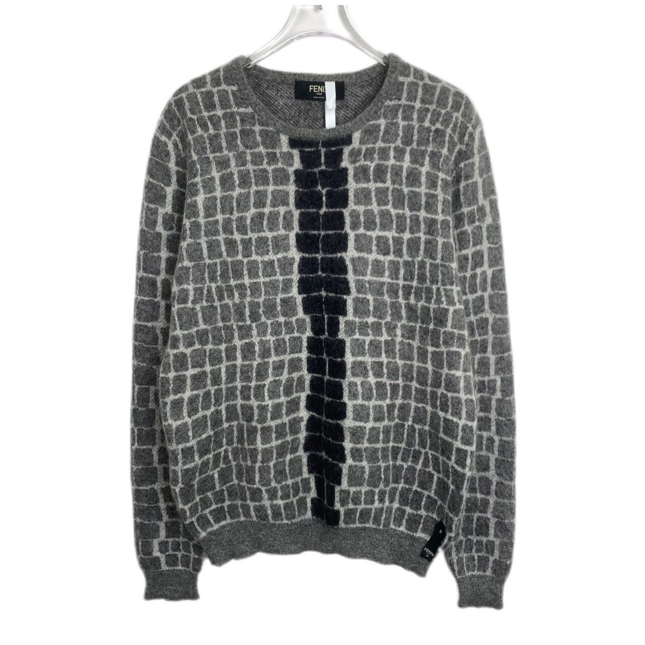 Fendi Fendi Logo Checked Grey Crew Neck Knit Sweater K26WX Size US L / EU 52-54 / 3 - 1 Thumbnail