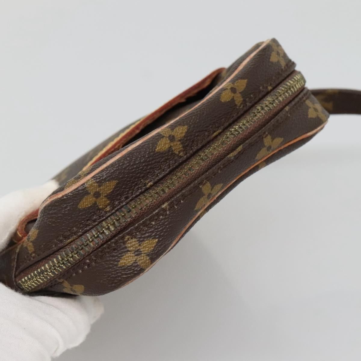 Louis Vuitton LOUIS VUITTON Monogram Danube Shoulder Bag M45266 Size ONE SIZE - 6 Thumbnail