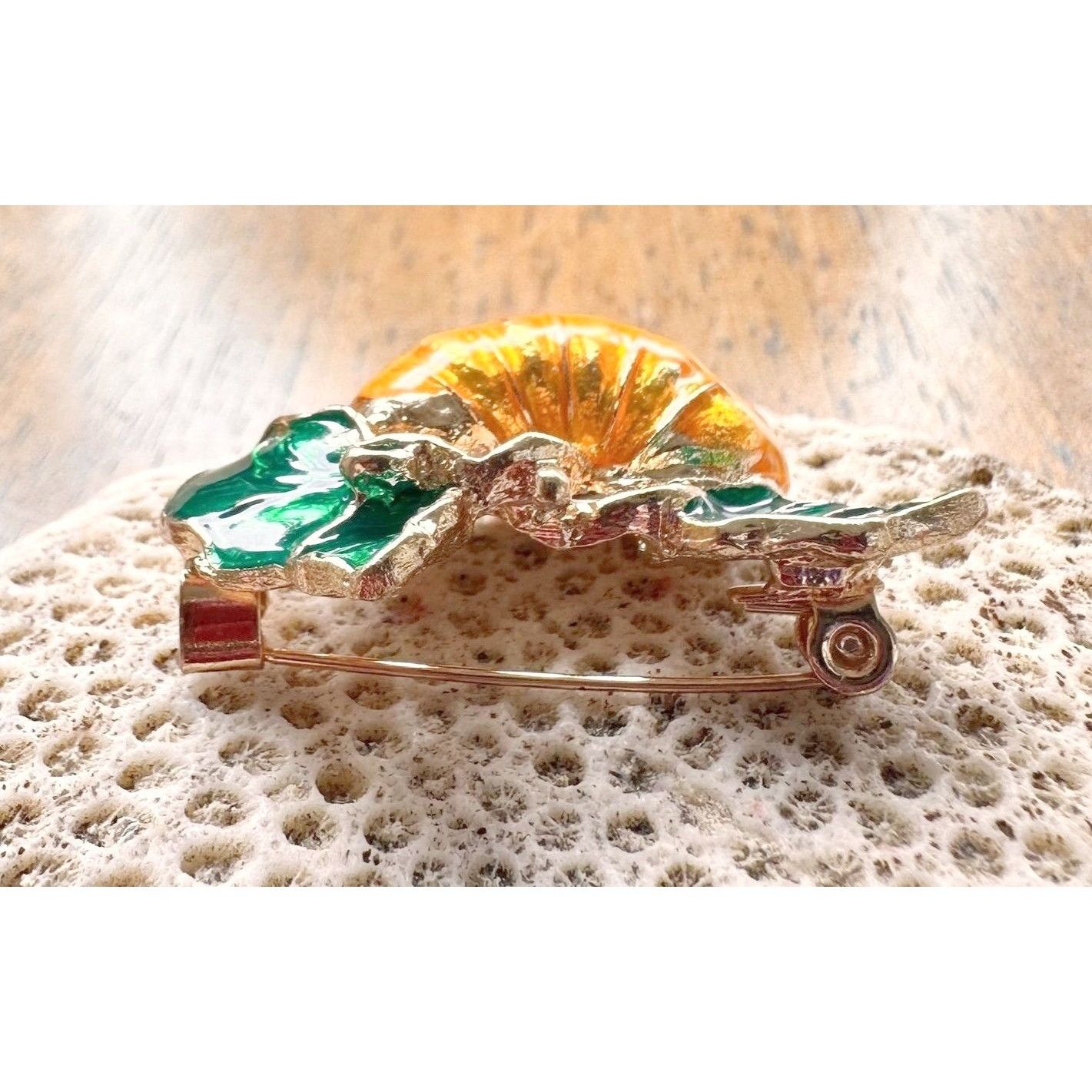 Handmade Pumpkin Brooch Pin New Fall Leaves Thanksgiving Bountiful Ha Size ONE SIZE - 6 Thumbnail