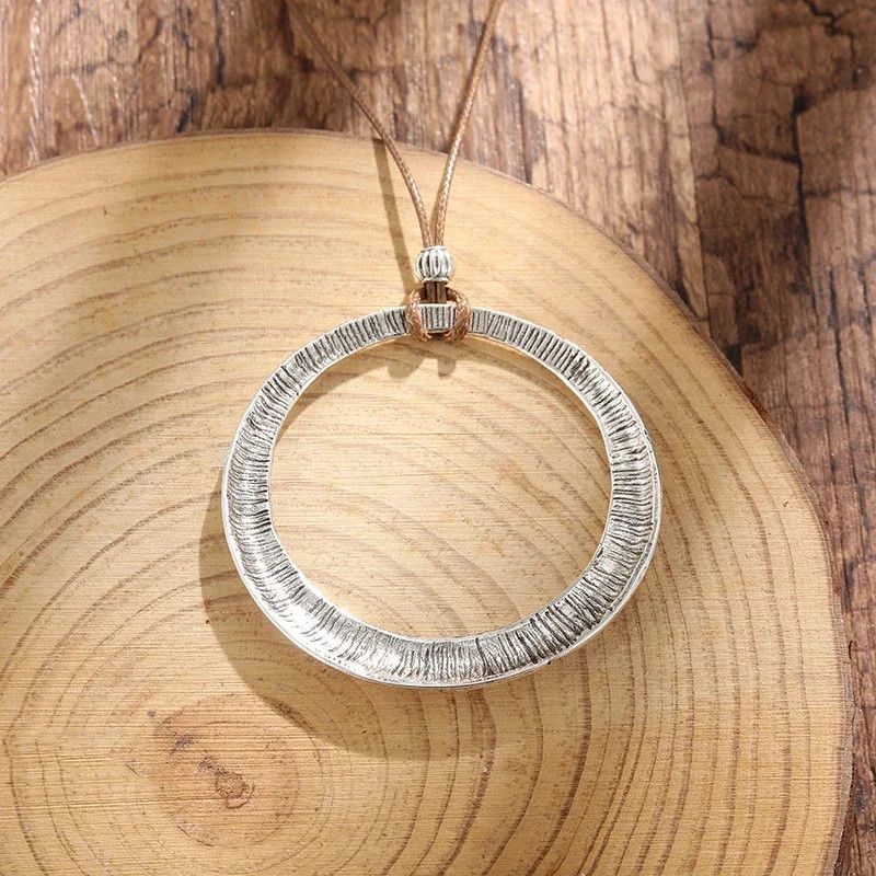Other Silver Color Round Metal Pendant Necklaces Size ONE SIZE - 3 Thumbnail
