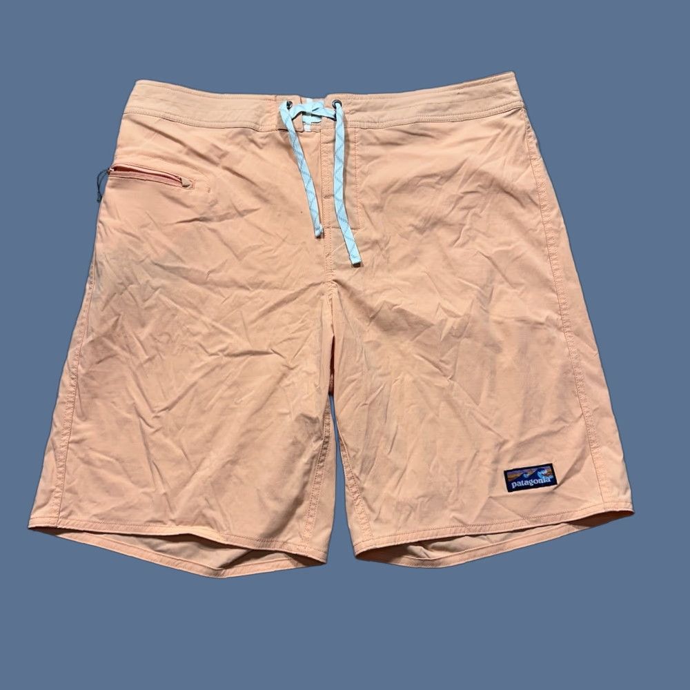 Patagonia Patagonia Board Shorts Mens 38 Swim Bottom Orange-Peach Wavefarer Stretch 86543 Beach Outdoor Size US 38 / EU 54 - 1 Thumbnail