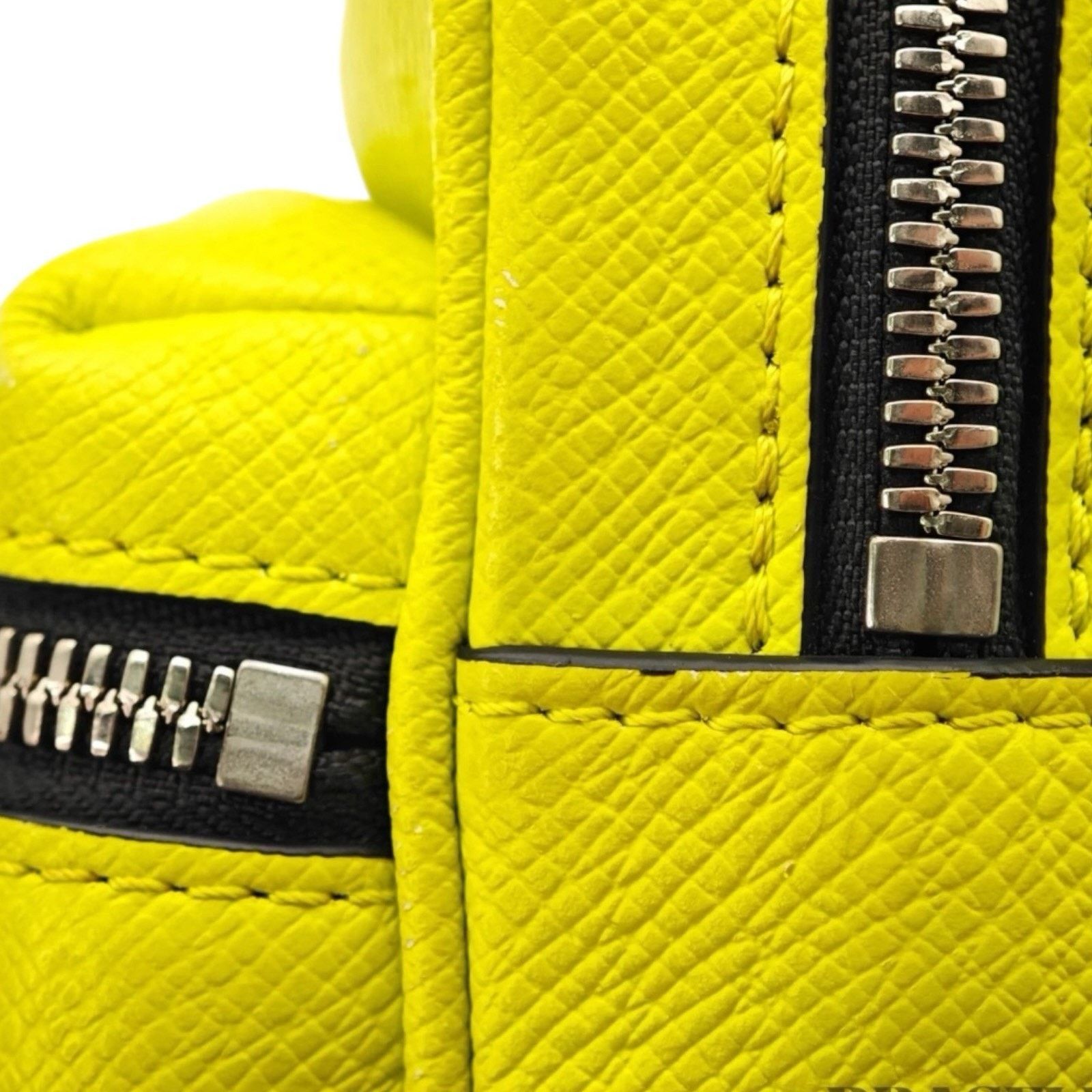 Louis Vuitton Discovery Waist Bag Bum Bag Jaune Monogram Eclipse Neon Size ONE SIZE - 14 Thumbnail