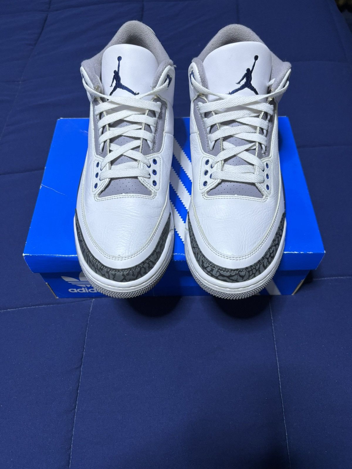 Jordan Brand Air Jordan 3 Retro Midnight Navy 2023 Size 11.5 Size US 11.5 / EU 44-45 - 2 Thumbnail