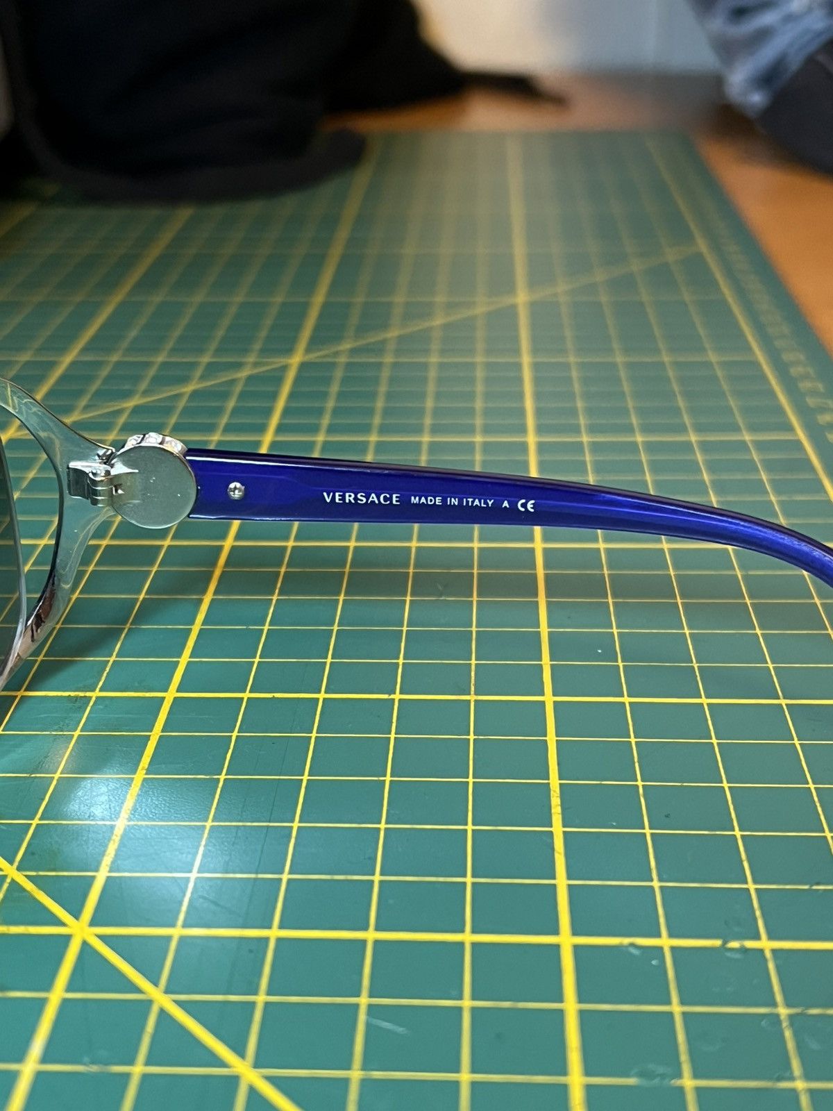 Versace Versace Red/Brown & Pink Medusa Icon Aviator Sunglasses Size ONE SIZE - 12 Thumbnail