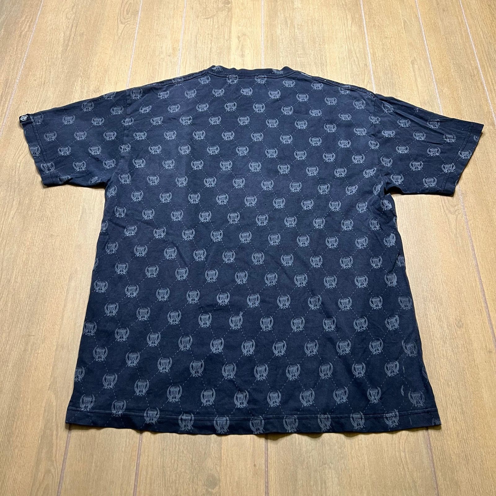 Vintage Y2K Silver Star All Over Print Graphic T-Shirt Men Sz Large Size US L / EU 52-54 / 3 - 7 Thumbnail