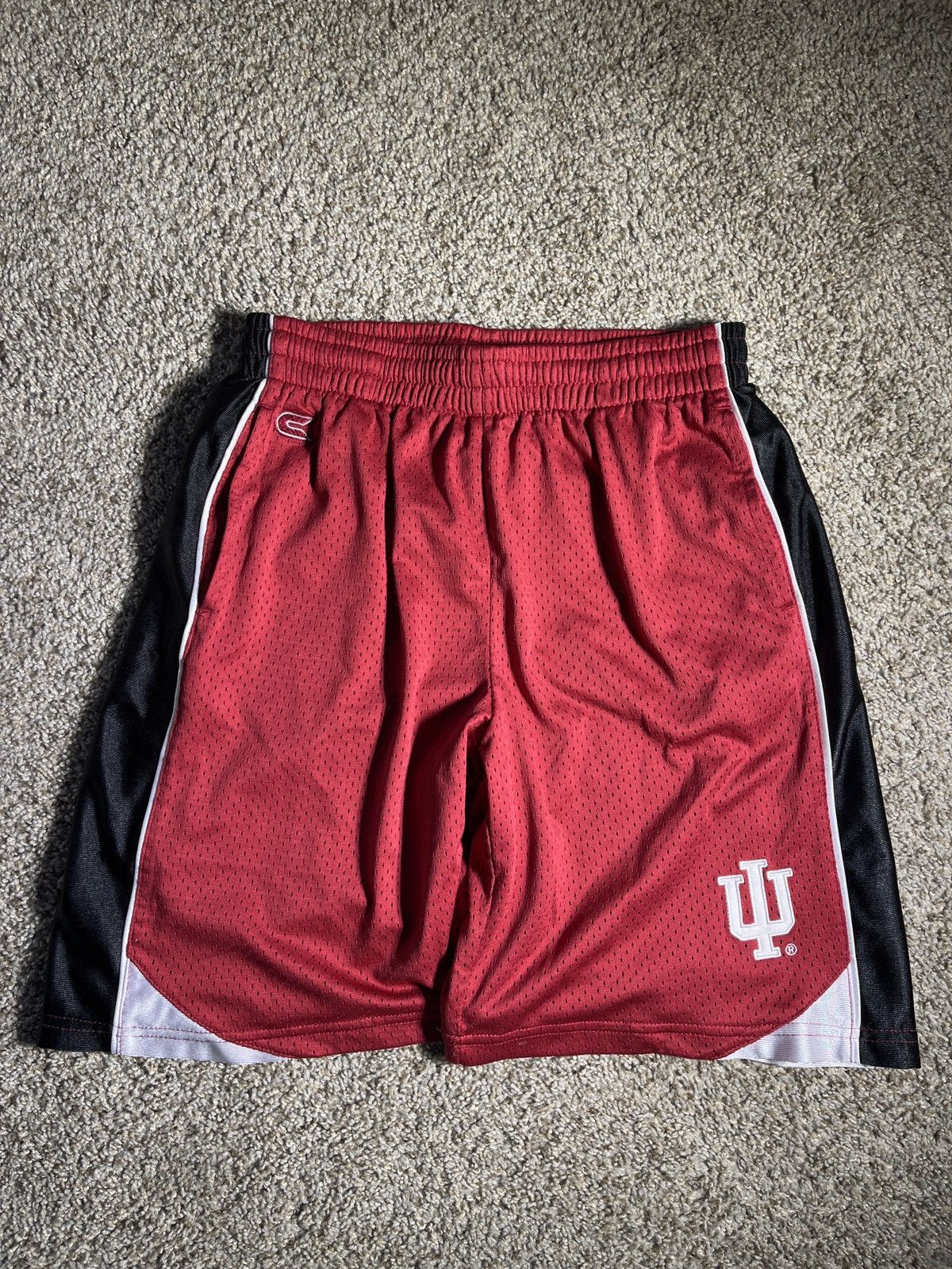 Colosseum Athletics Vintage Y2K Indiana Colosseum basketball shorts Size US 28 / EU 44 - 2 Thumbnail