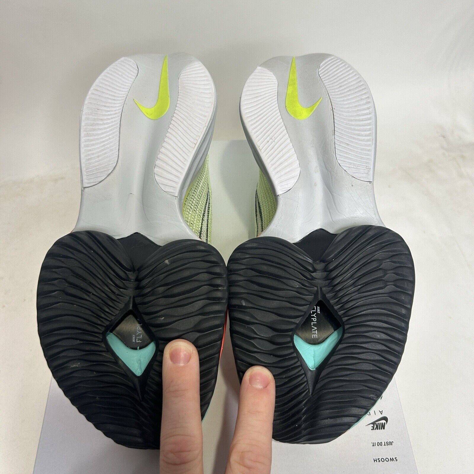 Nike Nike Air Zoom Alphafly NEXT% “Barely Volt Orange” 2024 Size US 8.5 / IT 38.5 - 7 Thumbnail
