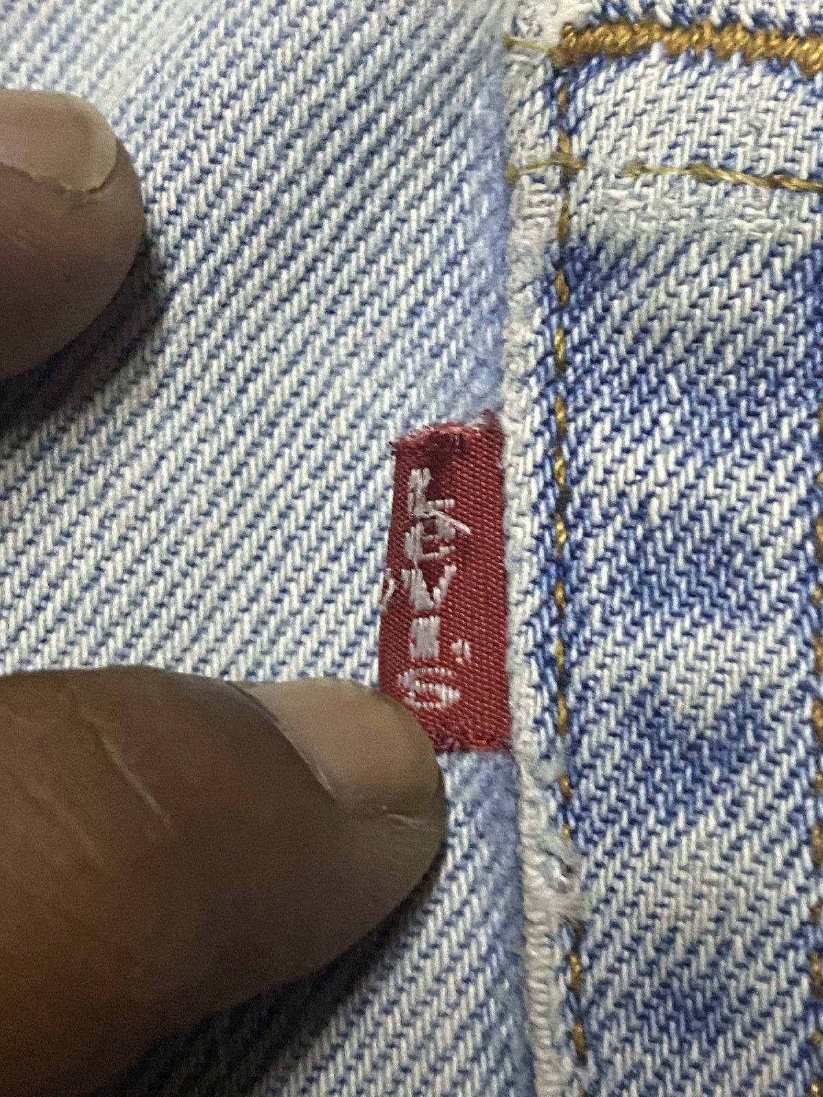 Levi's Vintage Levis 550 Light Wash Distressed Jeans Size US 38 / EU 54 - 12 Thumbnail