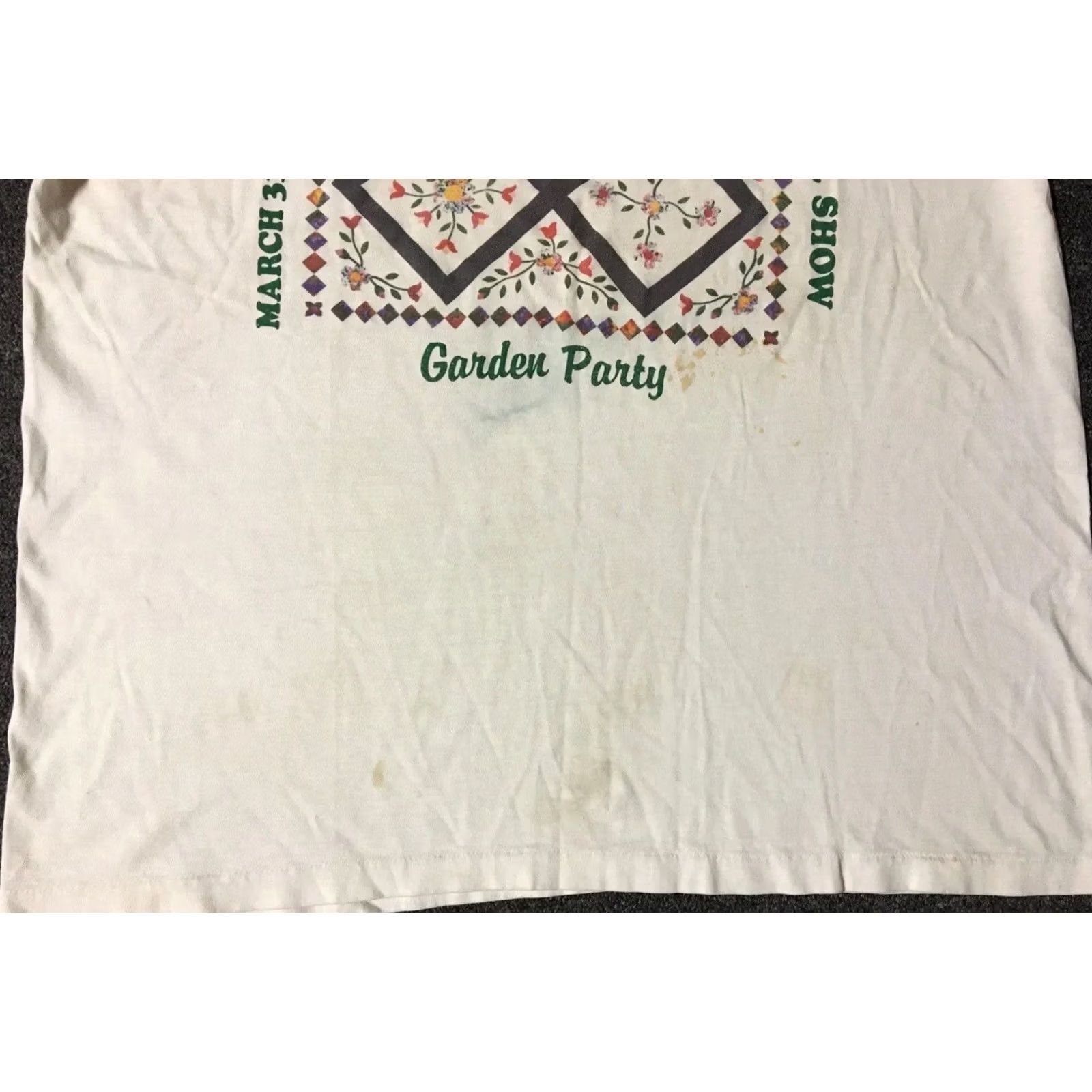 Vintage VINTAGE Arizona Quilters Guild Shirt XL White 90s Distressed Grunge Sun Quilt Heart Art Man/Unisex T-Shirt Size US XL / EU 56 / 4 - 4 Thumbnail