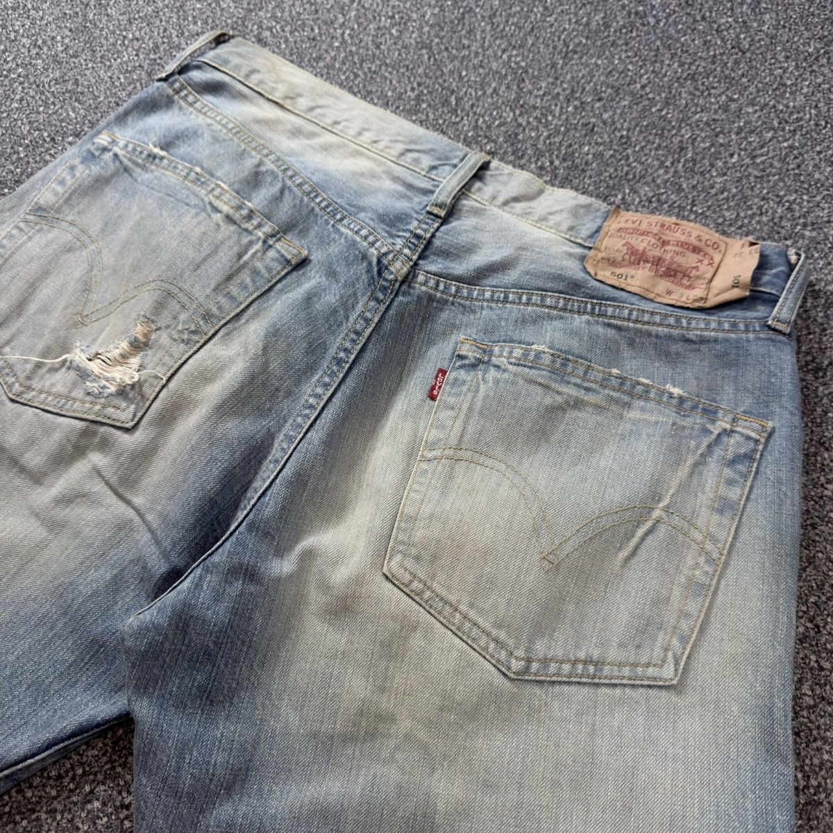 Engineered Garments × Levi's Vintage Y2K Levis 501 Wideleg Heavy Faded Washed Denim Jeans Size US 33 - 6 Thumbnail