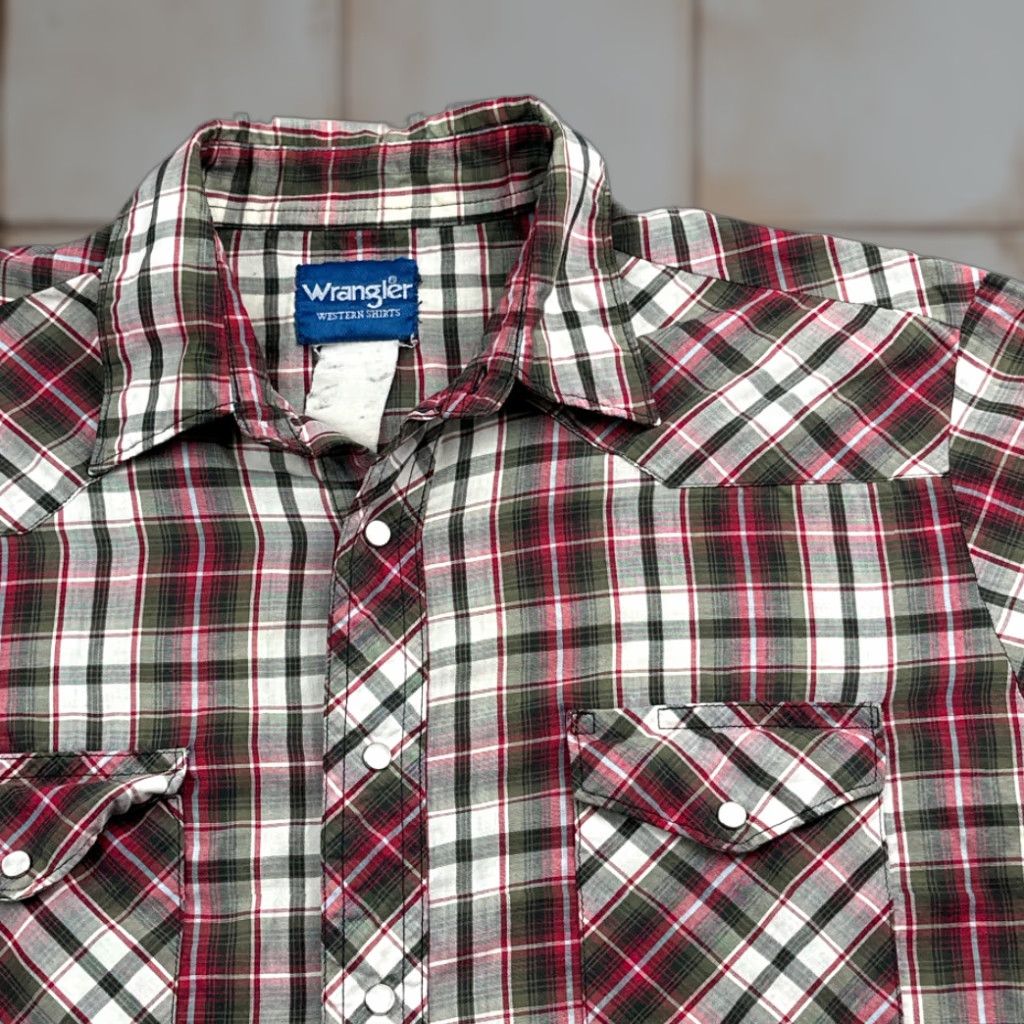 Wrangler VINTAGE Wrangler Shirt Western Red Plaid Pearl Snap 90s Adult Large Mens Shirt Size US L / EU 52-54 / 3 - 1 Thumbnail