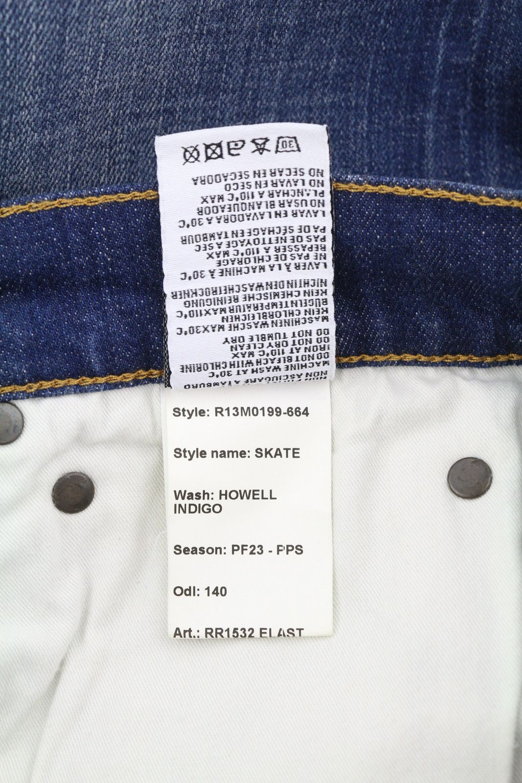 R13 SKATE 32 Howell Indigo Faded Slim Fit Jeans 85426 Size US 32 / EU 48 - 7 Thumbnail