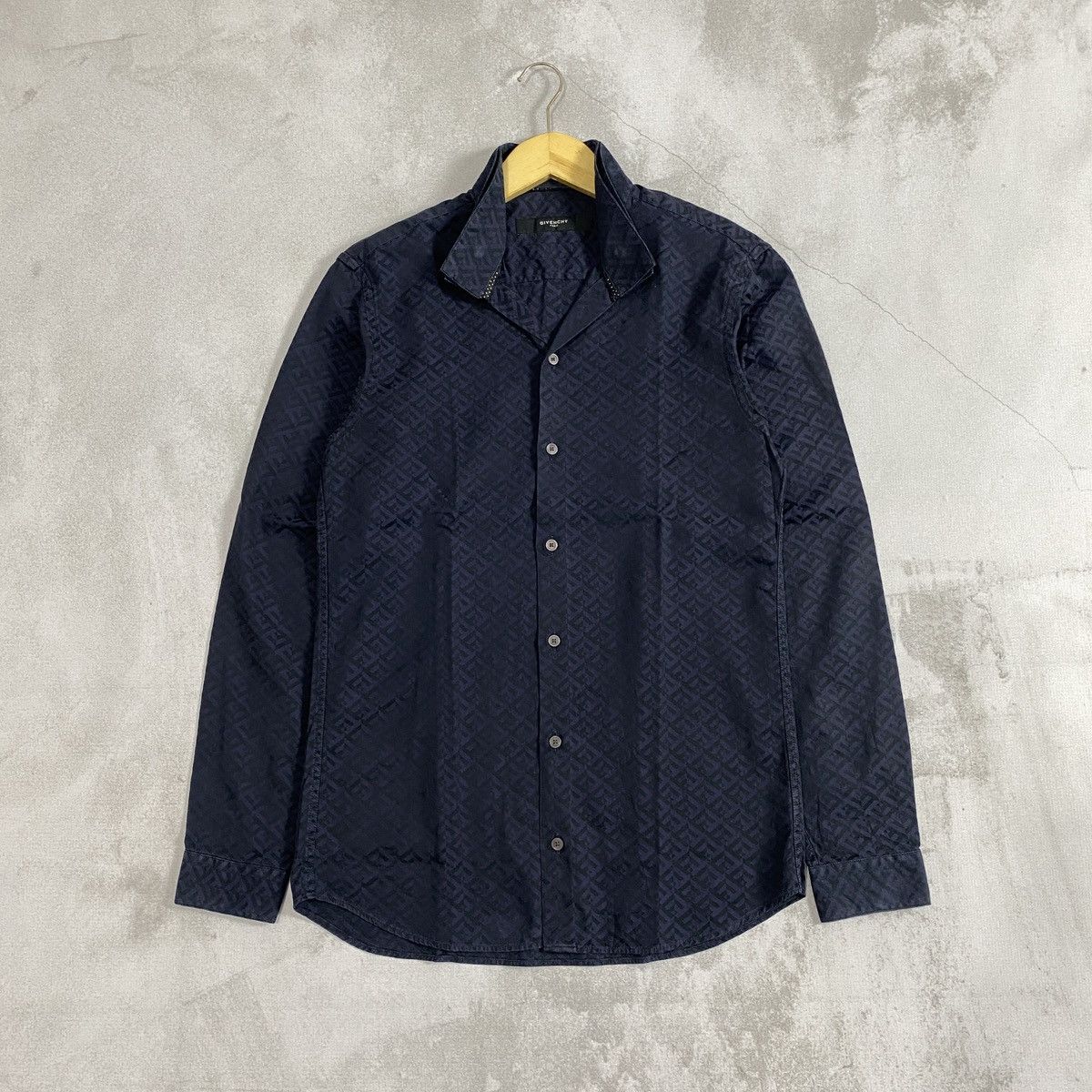 Givenchy Vintage Givenchy Monogram Patern Double Collar Shirt Size US XXS / EU 40 - 1 Thumbnail