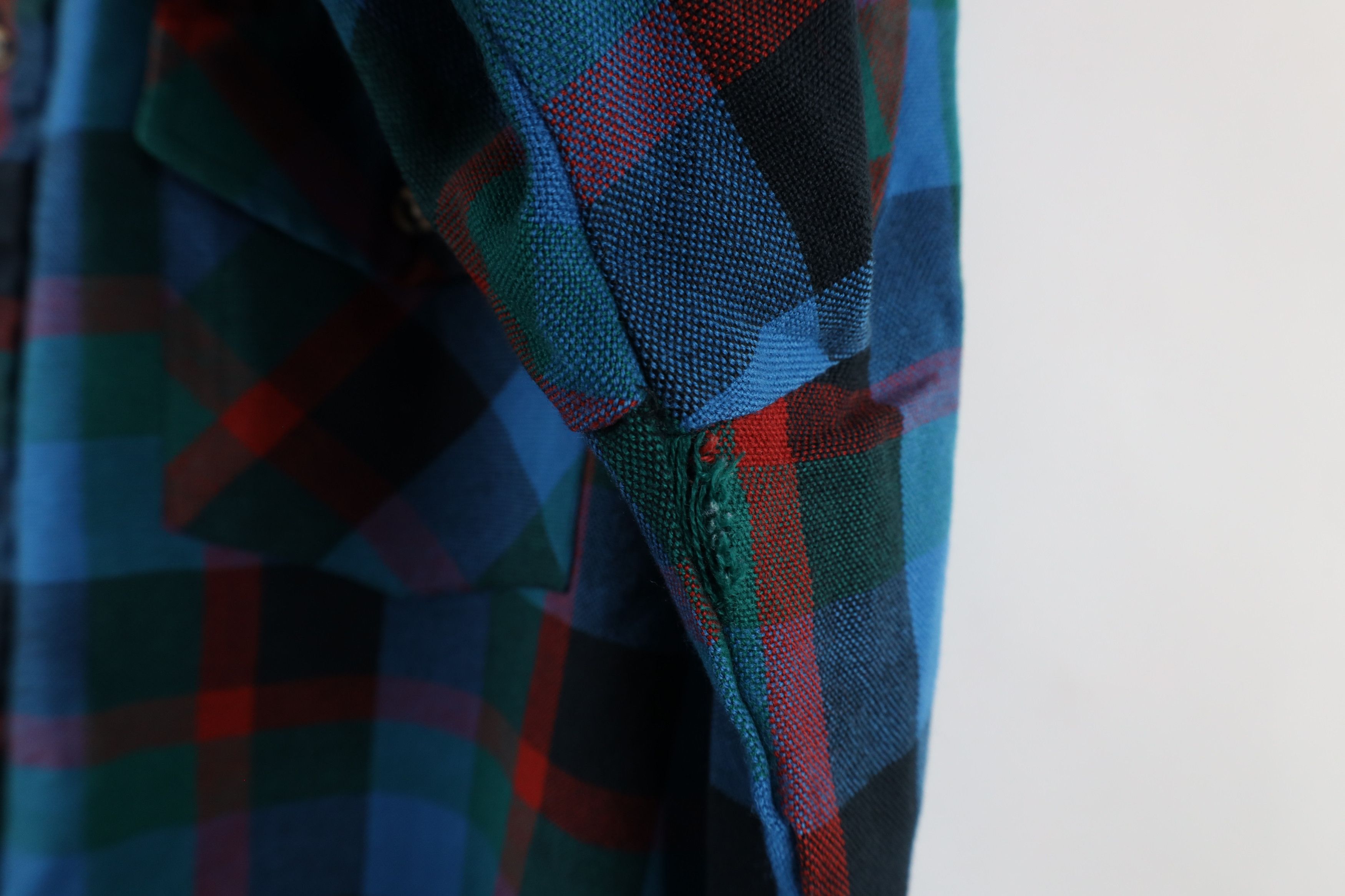 Vintage Vintage 90s Streetwear Collared Button Shirt Rainbow Plaid Size US XL / EU 56 / 4 - 4 Thumbnail