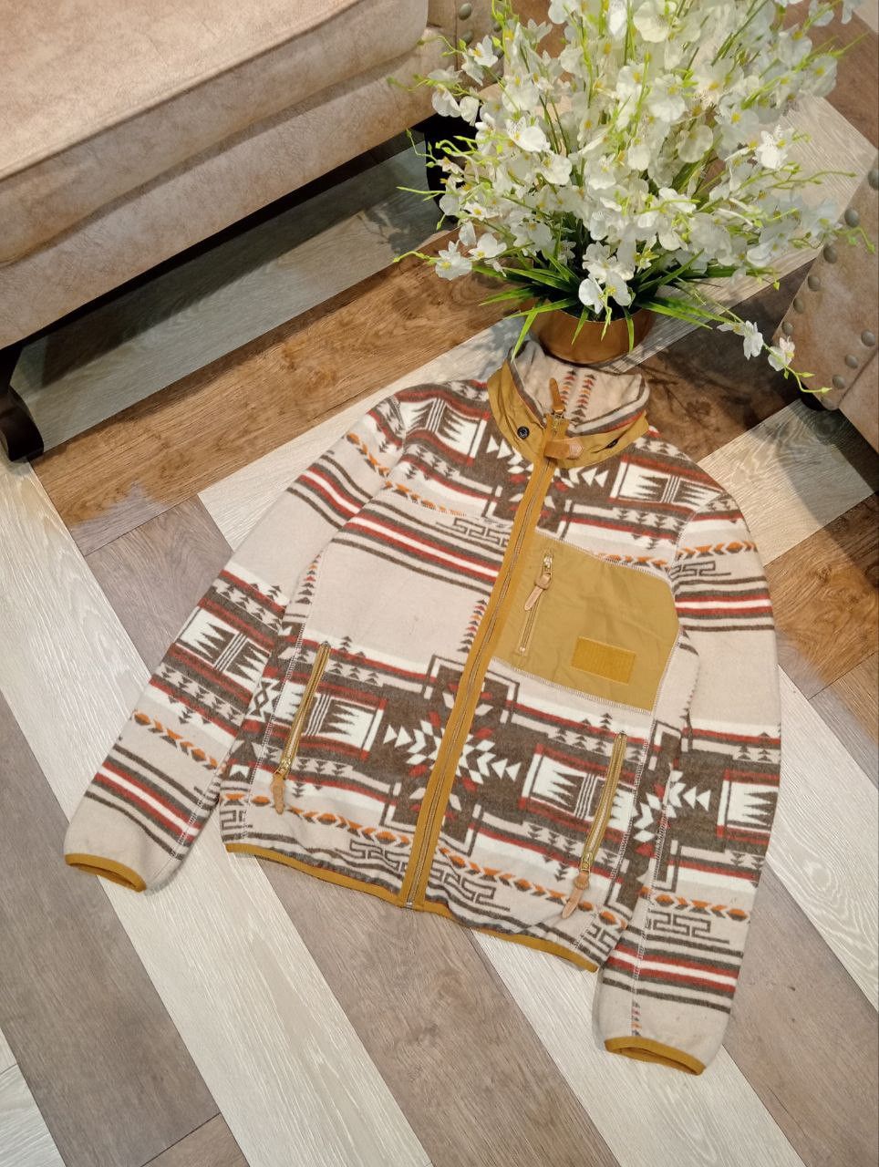 Journal Standard JOURNAL STANDARD JAPAN NAVAJO FLEECE JACKET - SIZE L Size US L / EU 52-54 / 3 - 3 Thumbnail