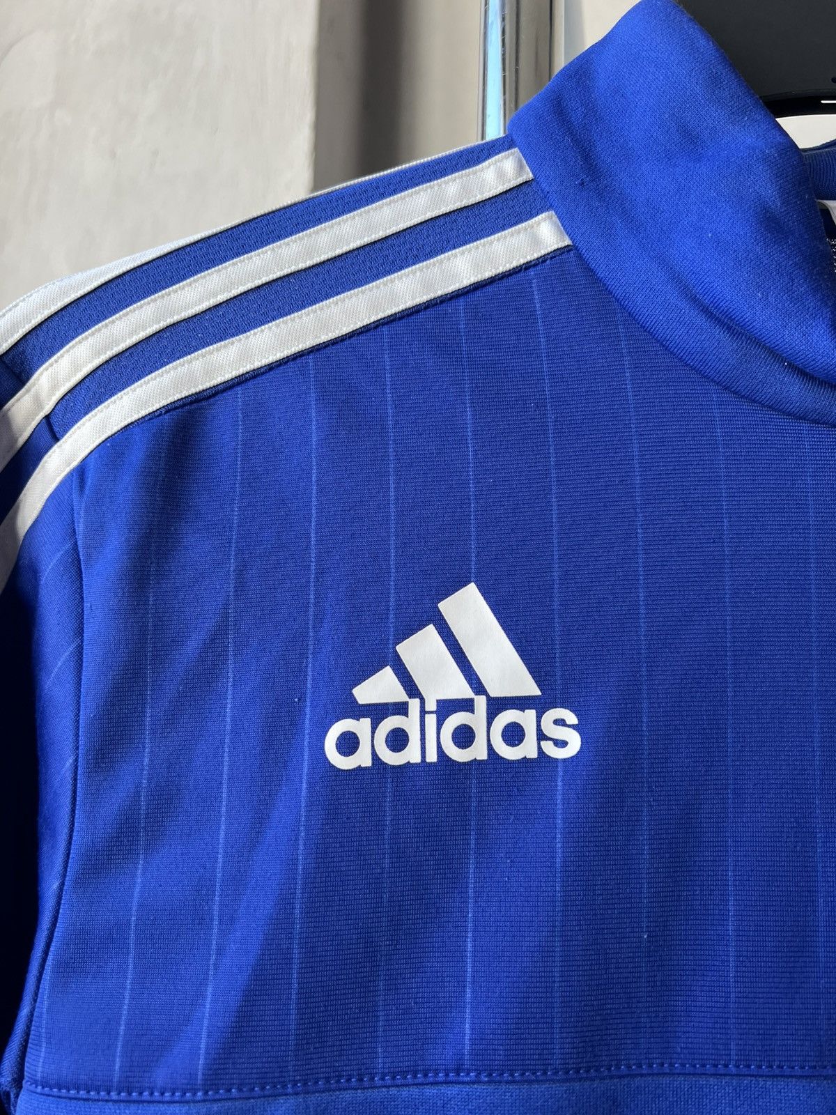 Adidas 2015 CHELSEA FC TRAINING ADIDAS SOCCER FOOTBALL LONG SLEEVE Size US S / EU 44-46 / 1 - 5 Thumbnail