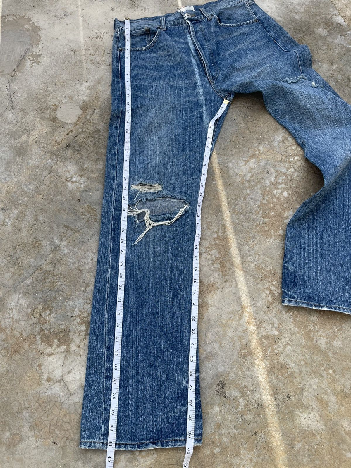 Vintage Vintage Exhibitionist Fly Button Distressed Denim Size US 29 - 16 Thumbnail