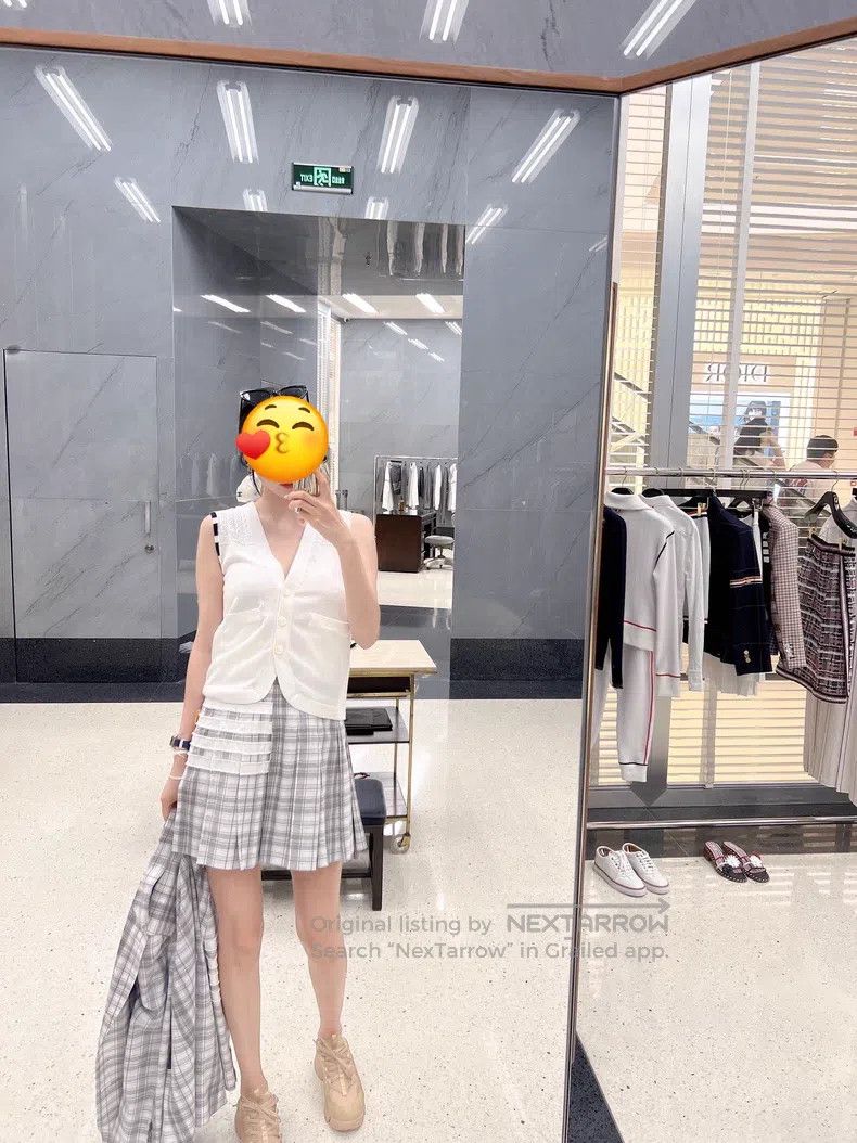 Thom Browne Thom Browne Gray and White Plaid Pleated Skirt Size 24" / US 00 / IT 34 - 9 Thumbnail