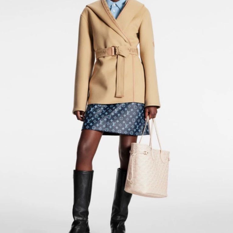 Louis Vuitton Louis Vuitton Monogram Short Coat Size US M / EU 48-50 / 2 - 1 Thumbnail