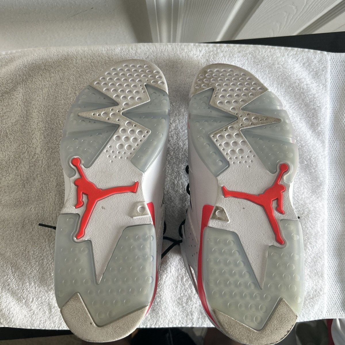 Jordan Brand Jordan Flight Club 91 "White Infrared" Size US 13 / EU 46 - 12 Thumbnail
