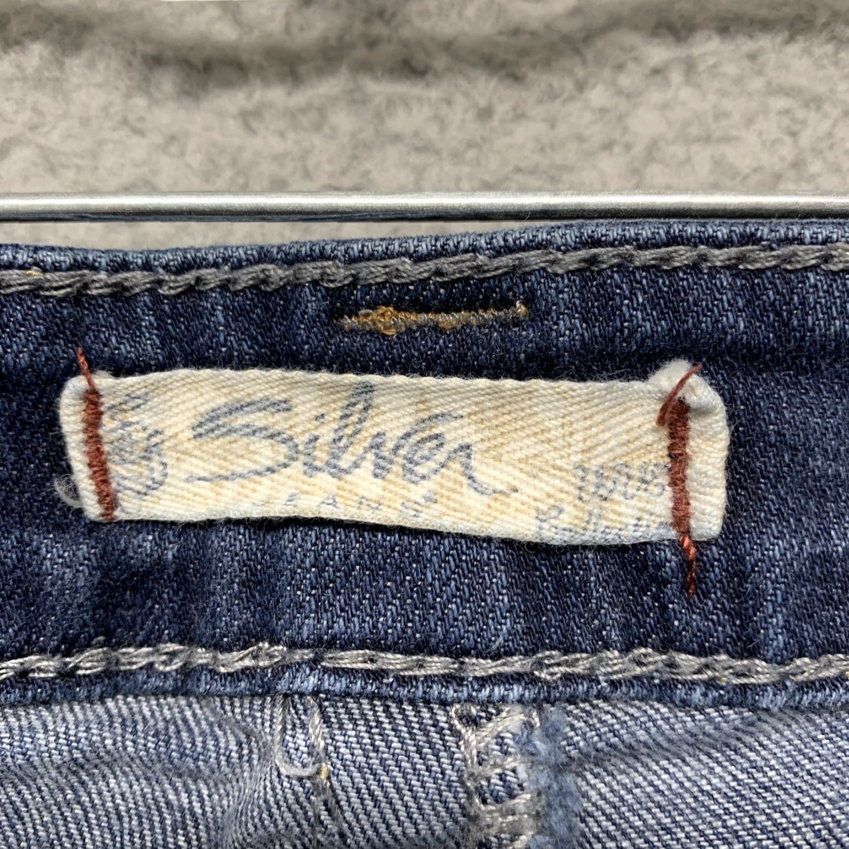 Silver Jeans Co. Silver Jeans Juniors Slim Jeans 27x31 Blue Cotton Spandex Denim 5-Pocket Gem Accents Womens/Teens Size 27" / US 4 / IT 40 - 7 Thumbnail