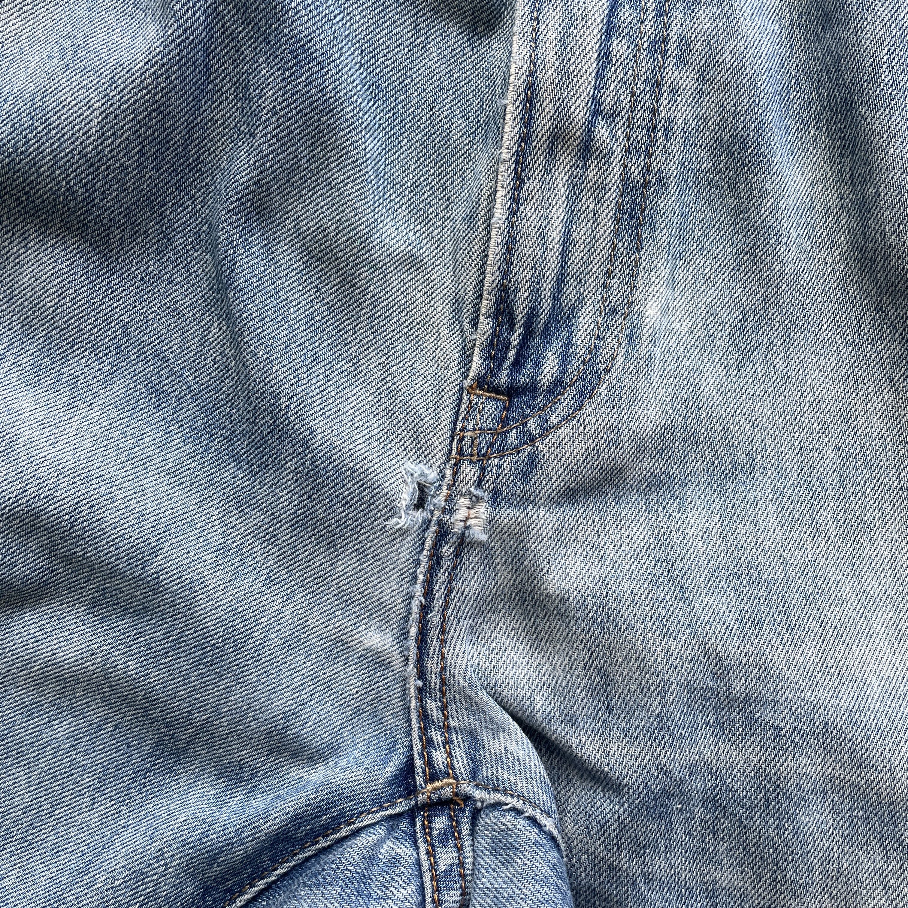 Japanese Brand VINTAGE JAPANESE FADED DENIM DISTRESSED JEANS PANTS W37 Size US 37 - 8 Thumbnail