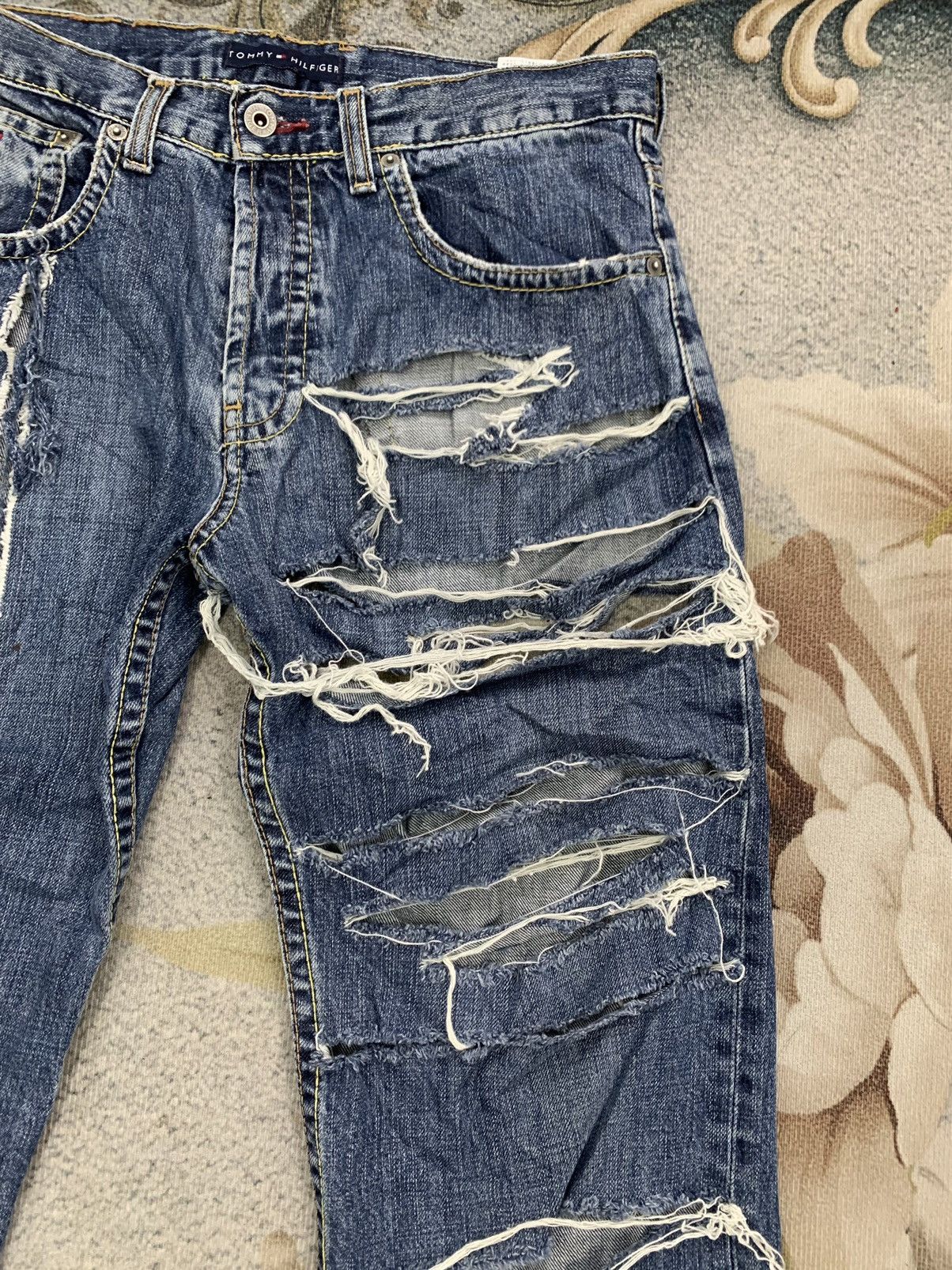 Tommy Hilfiger Distress Tommy Hilfiger Denim Pant Size US 33 - 5 Thumbnail
